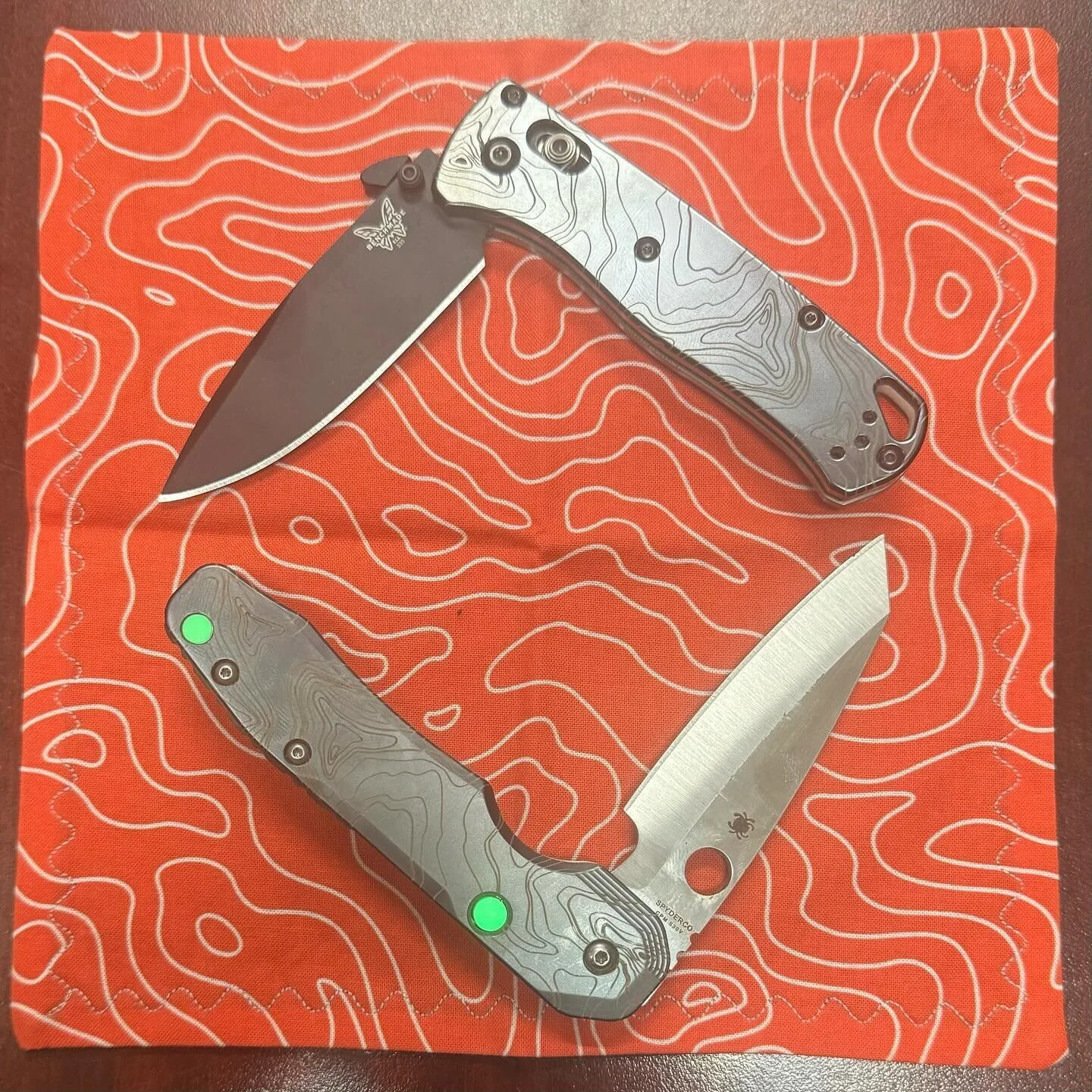 So, I was so excited by the title of a recent episode from @gearinguppodcast  that I took some pics of my two daily carry knives(a Spyderco Smock(with black ti topo scales with matching pocket clip, turboglow button and lanyard plug, and polished ti 