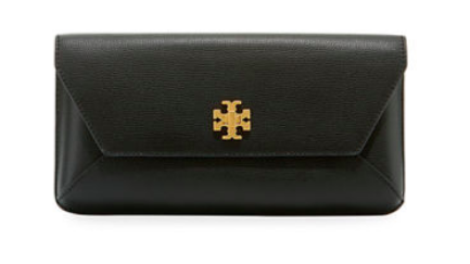 This Tory Burch clutch is a staple for your wardrobe! Perfect for a simple, classic touch.