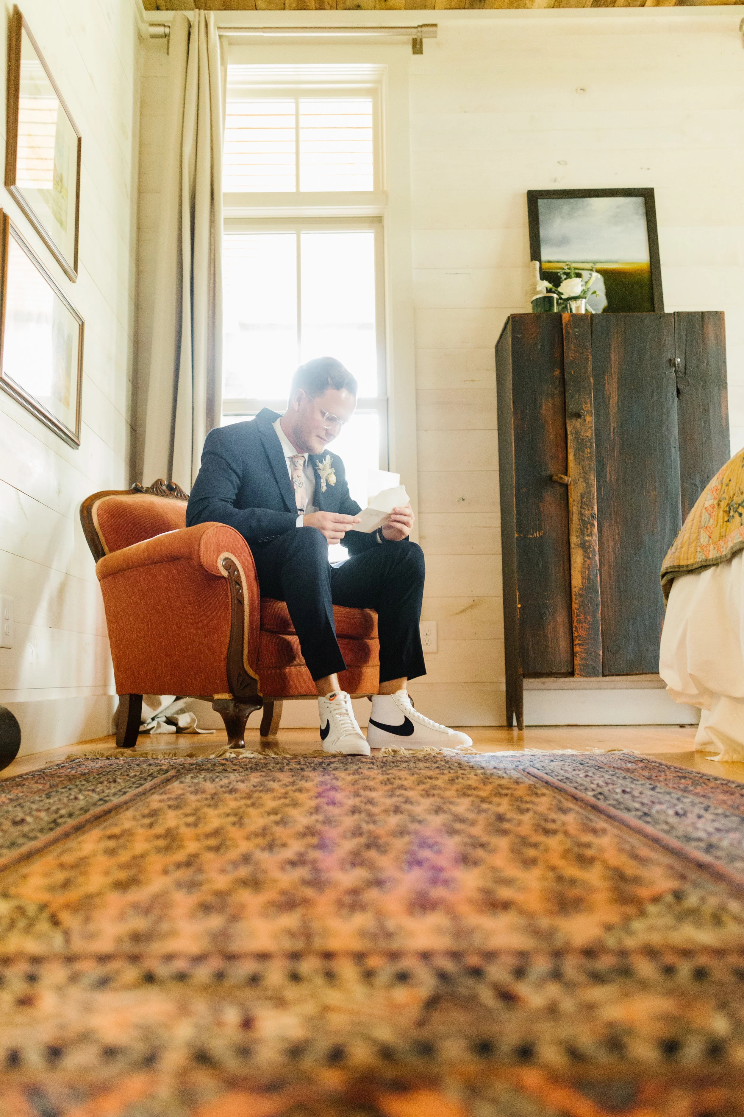 02_Groom Getting Ready_017.jpg