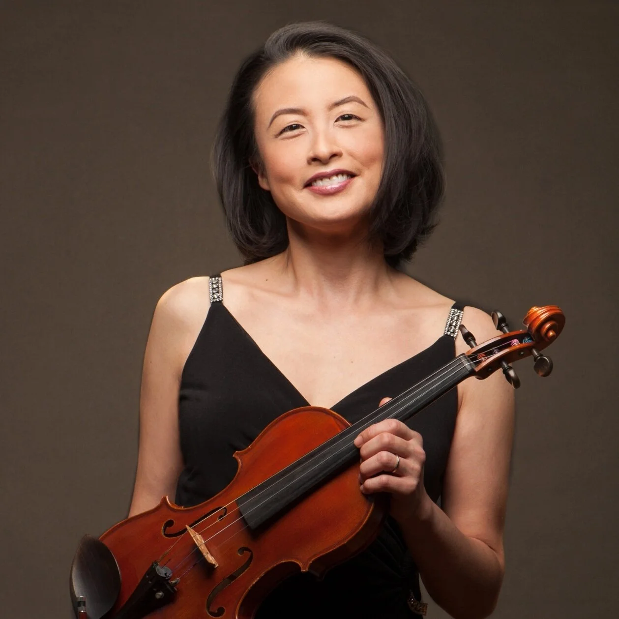 Esther Noh, Violin