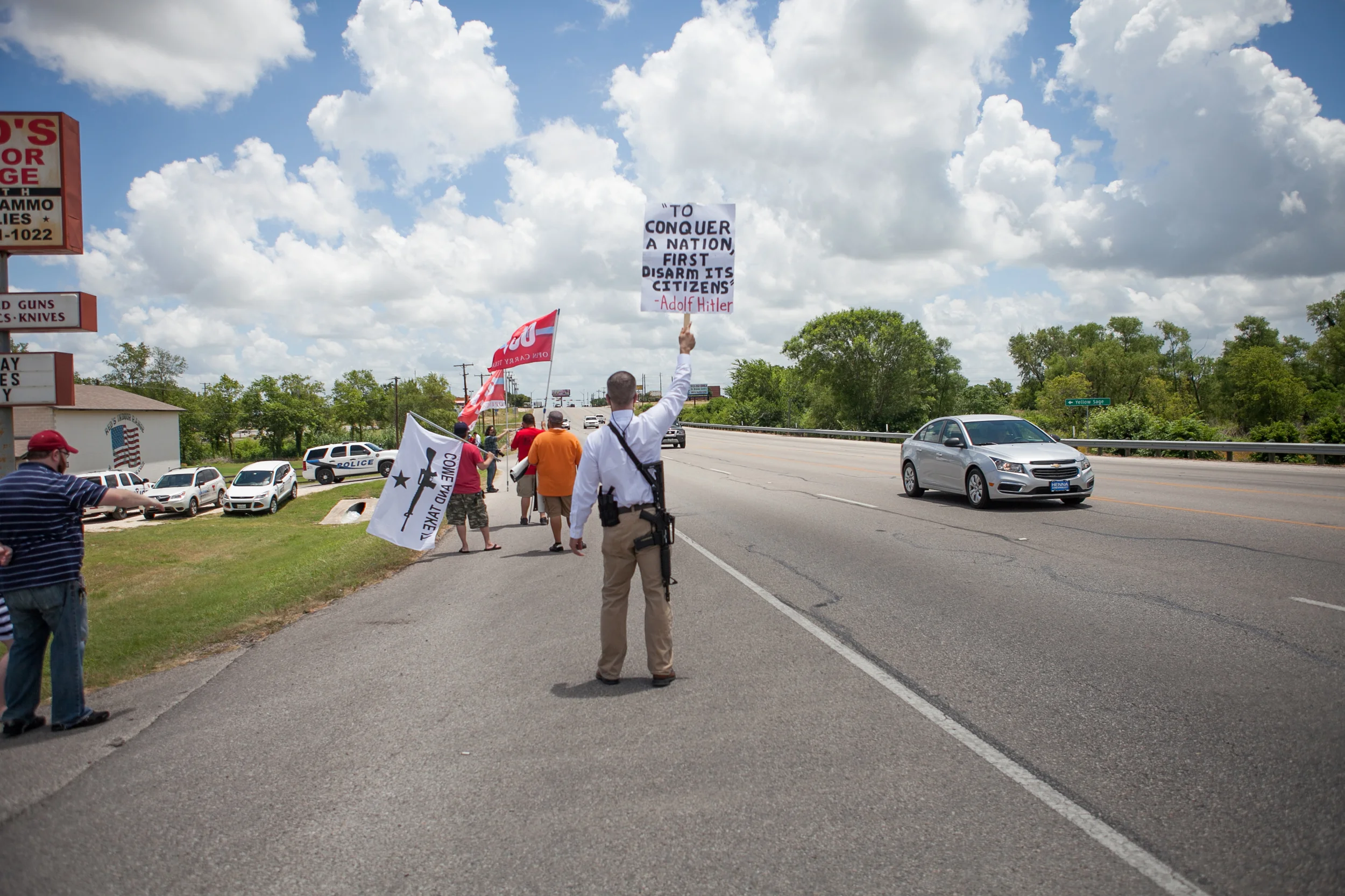 txtrib-lbs-abbott-opencarry-37.jpg