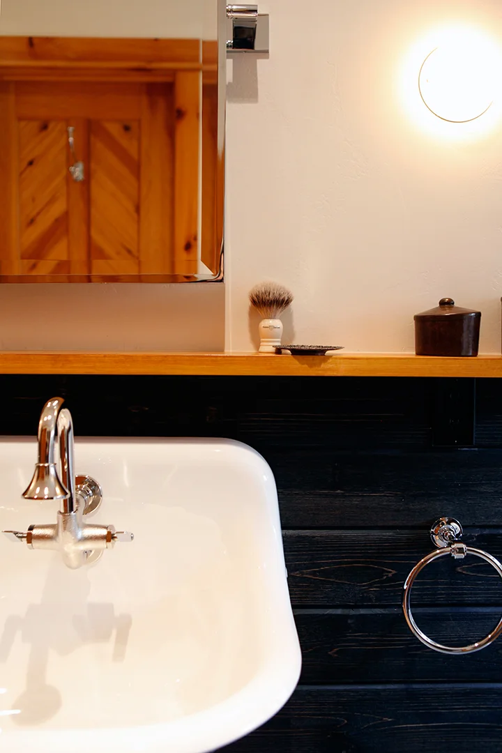 05_JGID_Sun Valley Guest Bath Remodel.JPG