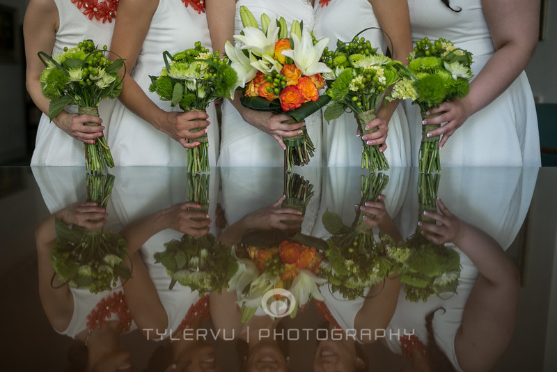01BrideGettingReady_ThEr_030-L.jpg