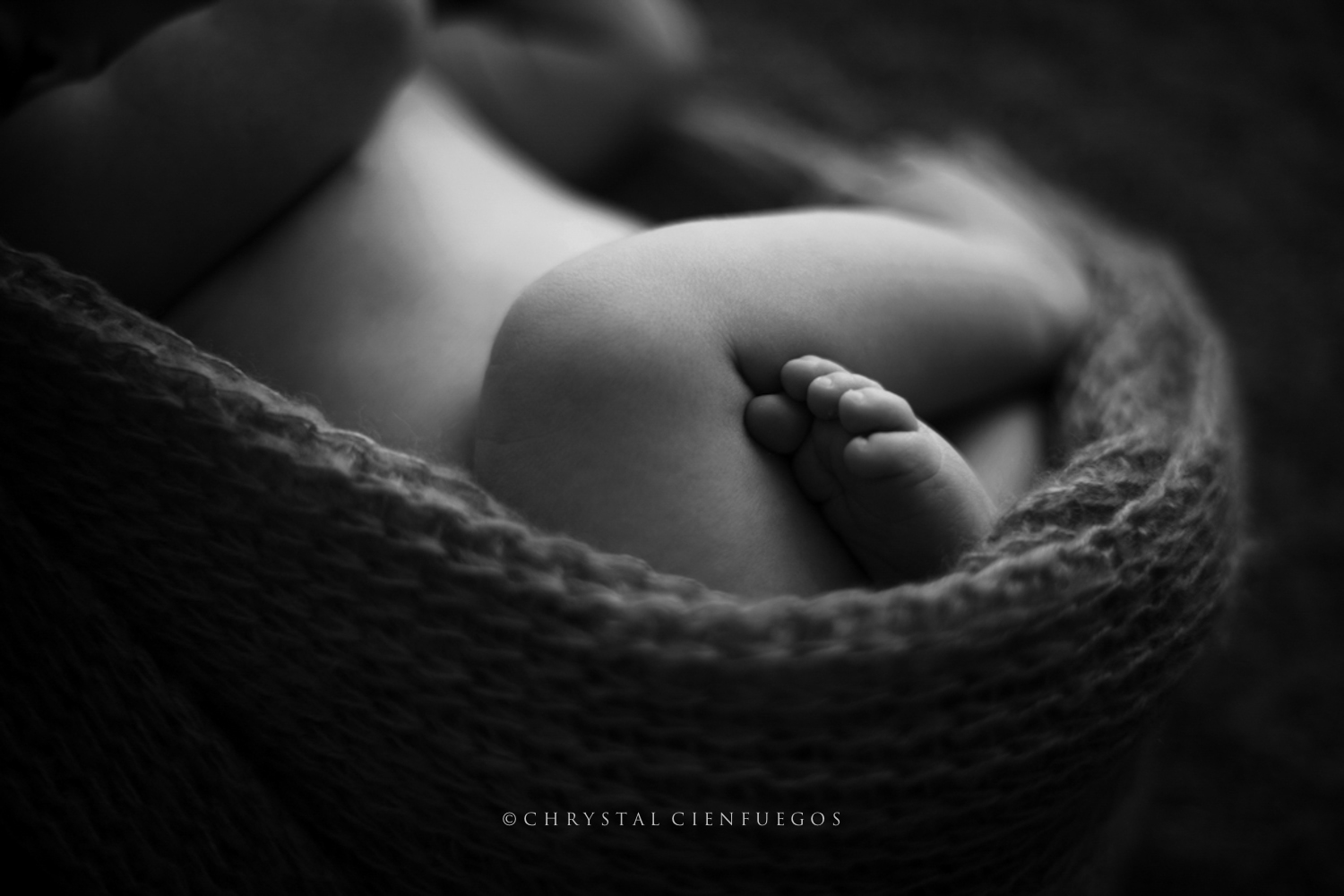 san_diego_newborn_chrystal_cienfuegos-08.jpg