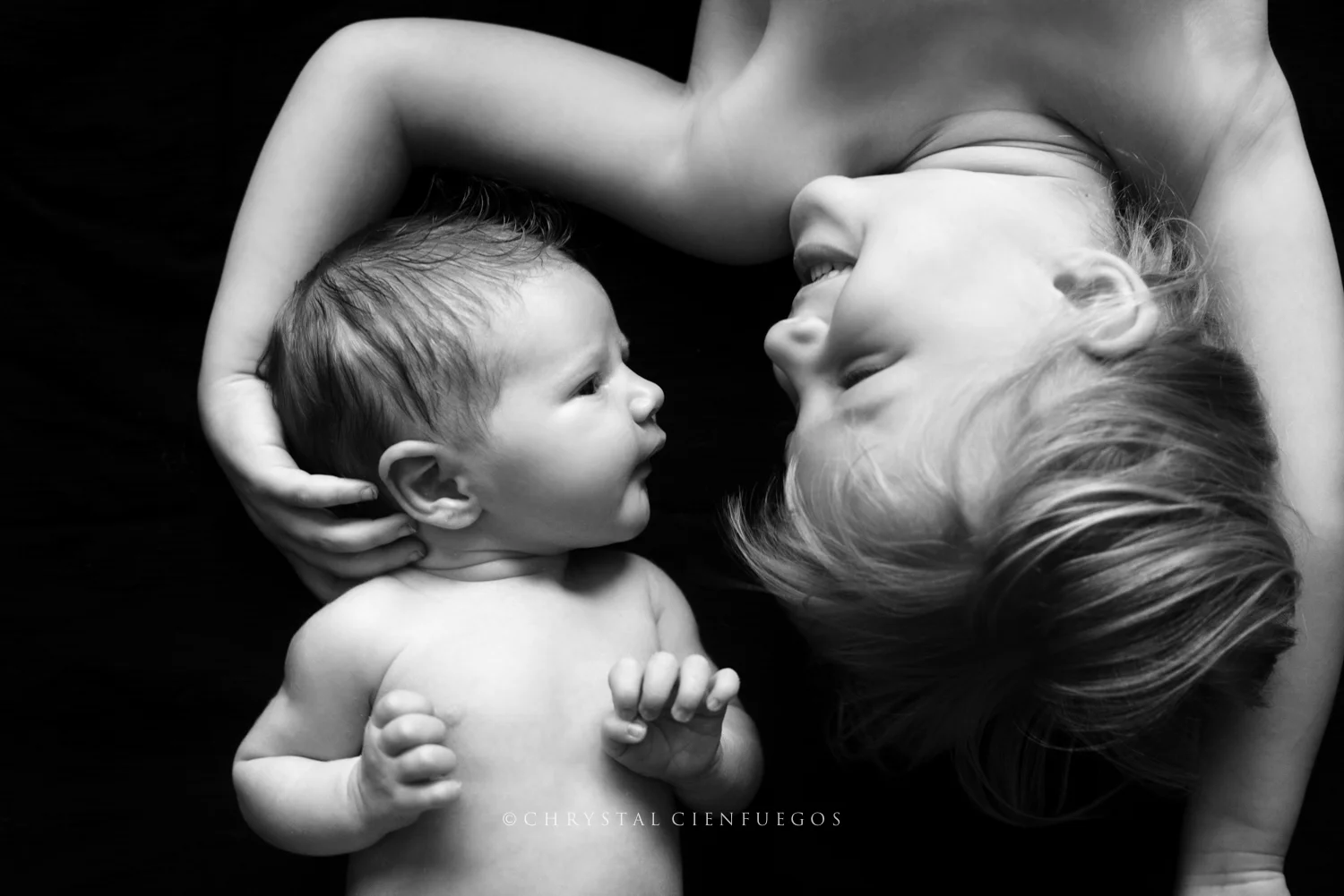 san_diego_newborn_chrystal_cienfuegos-21.jpg