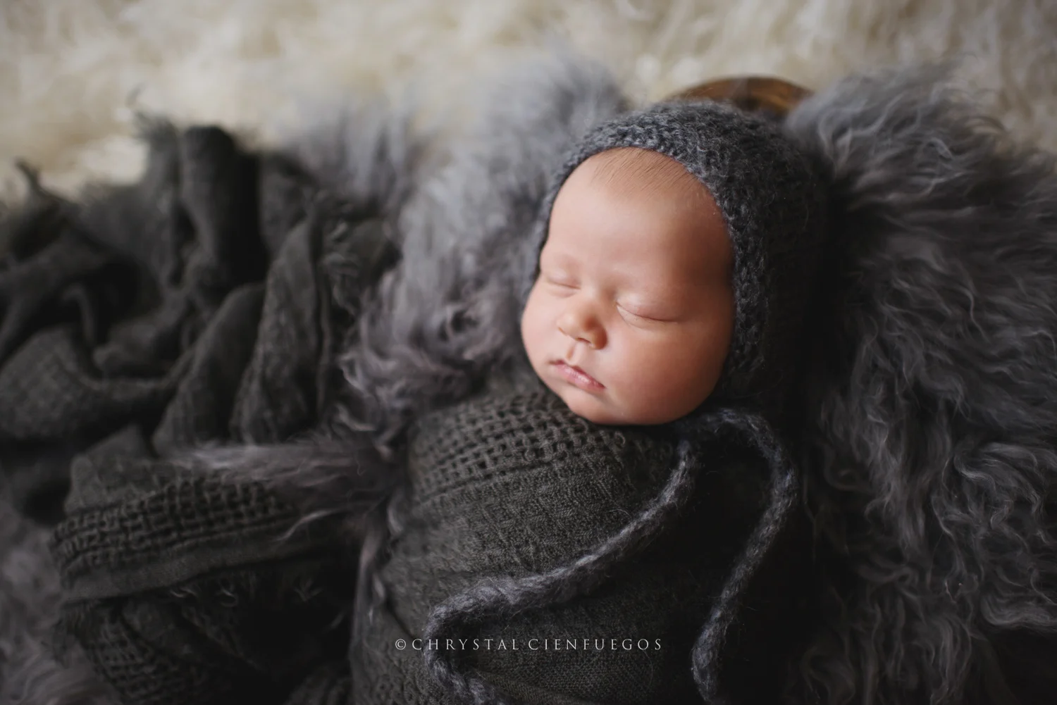 san_diego_newborn_chrystal_cienfuegos-27.jpg