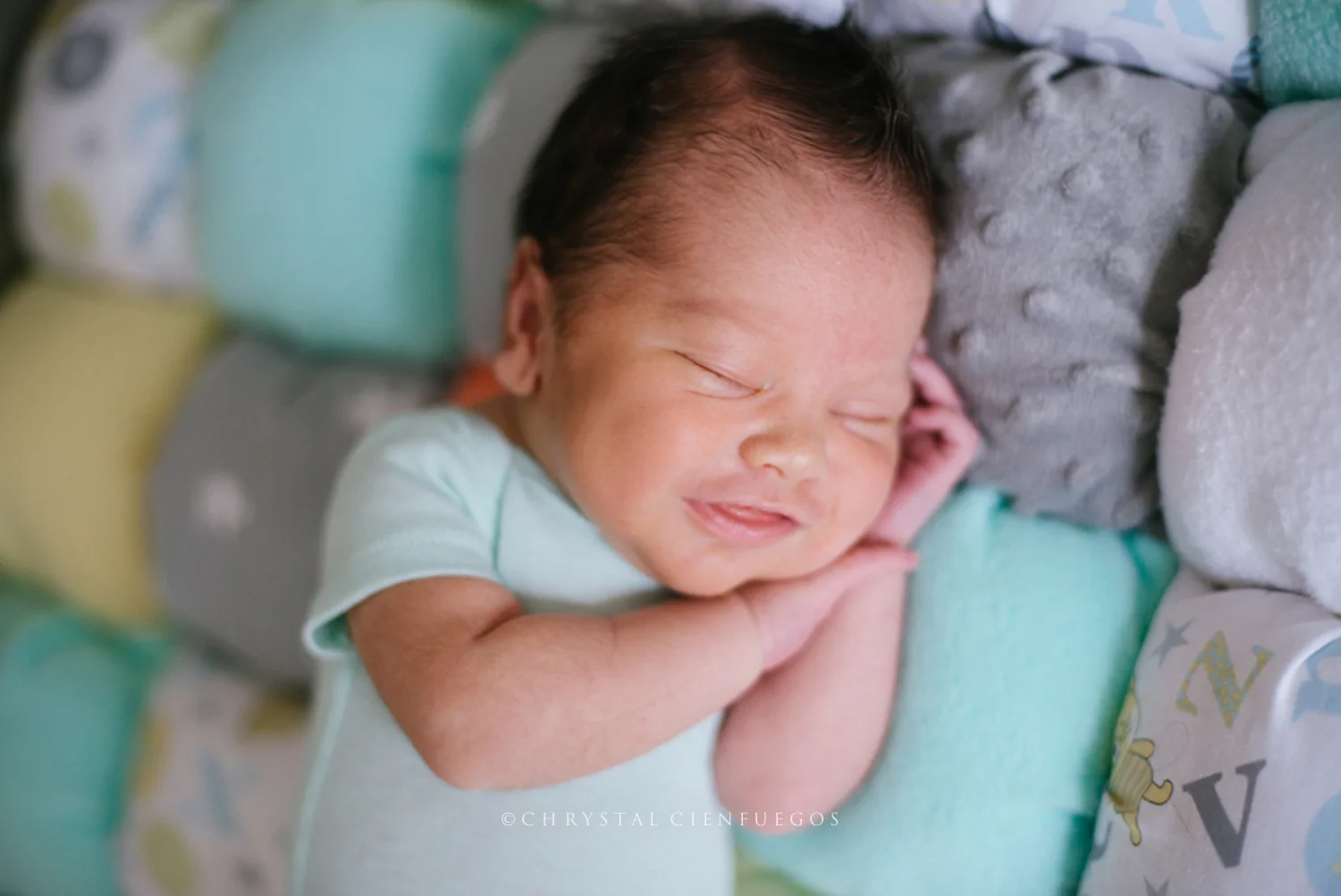 chrystal_cienfuegos_newborn_san_diego_photography-19.jpg