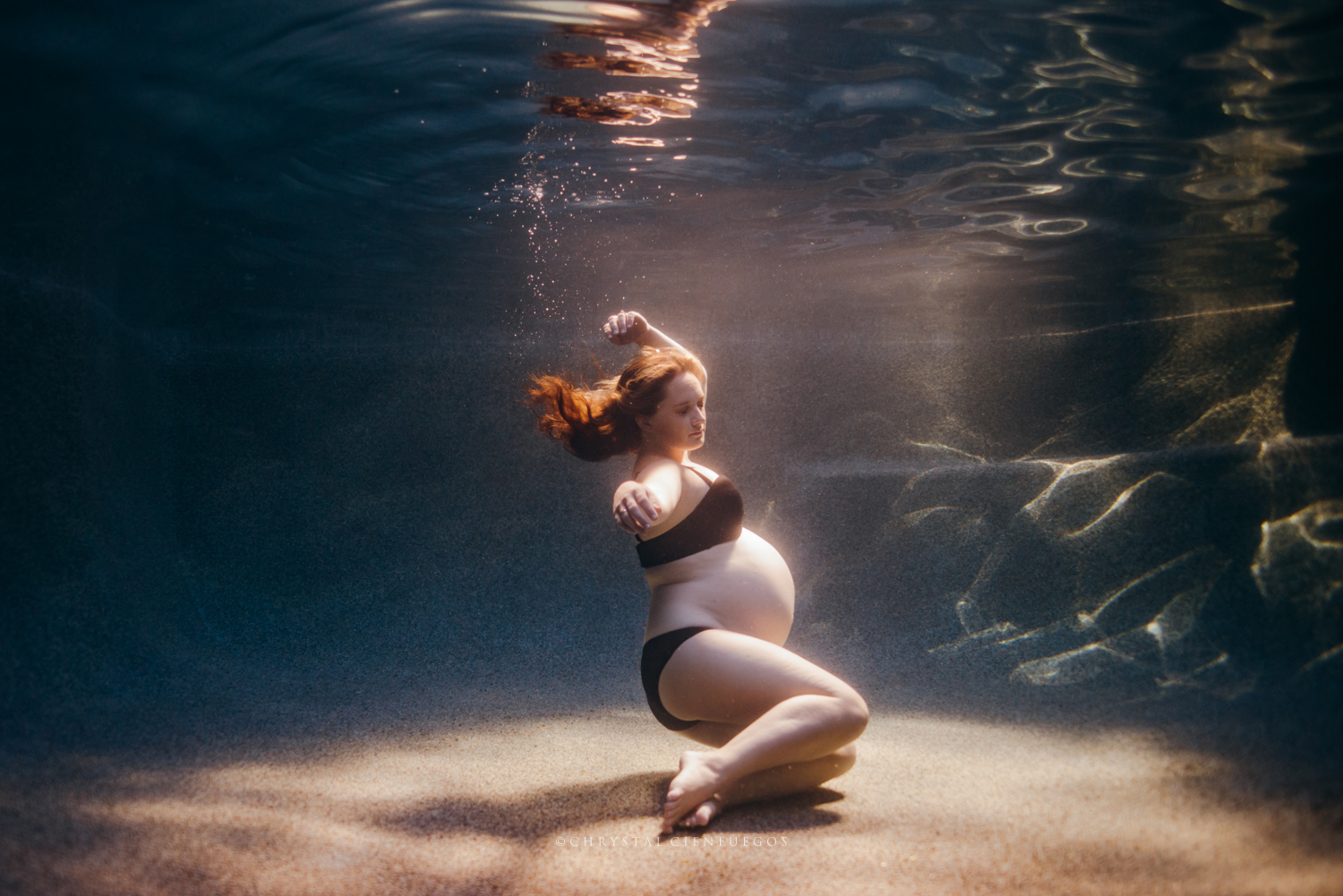 chrystal-cienfuegos_maternity_underwater-4239.jpg