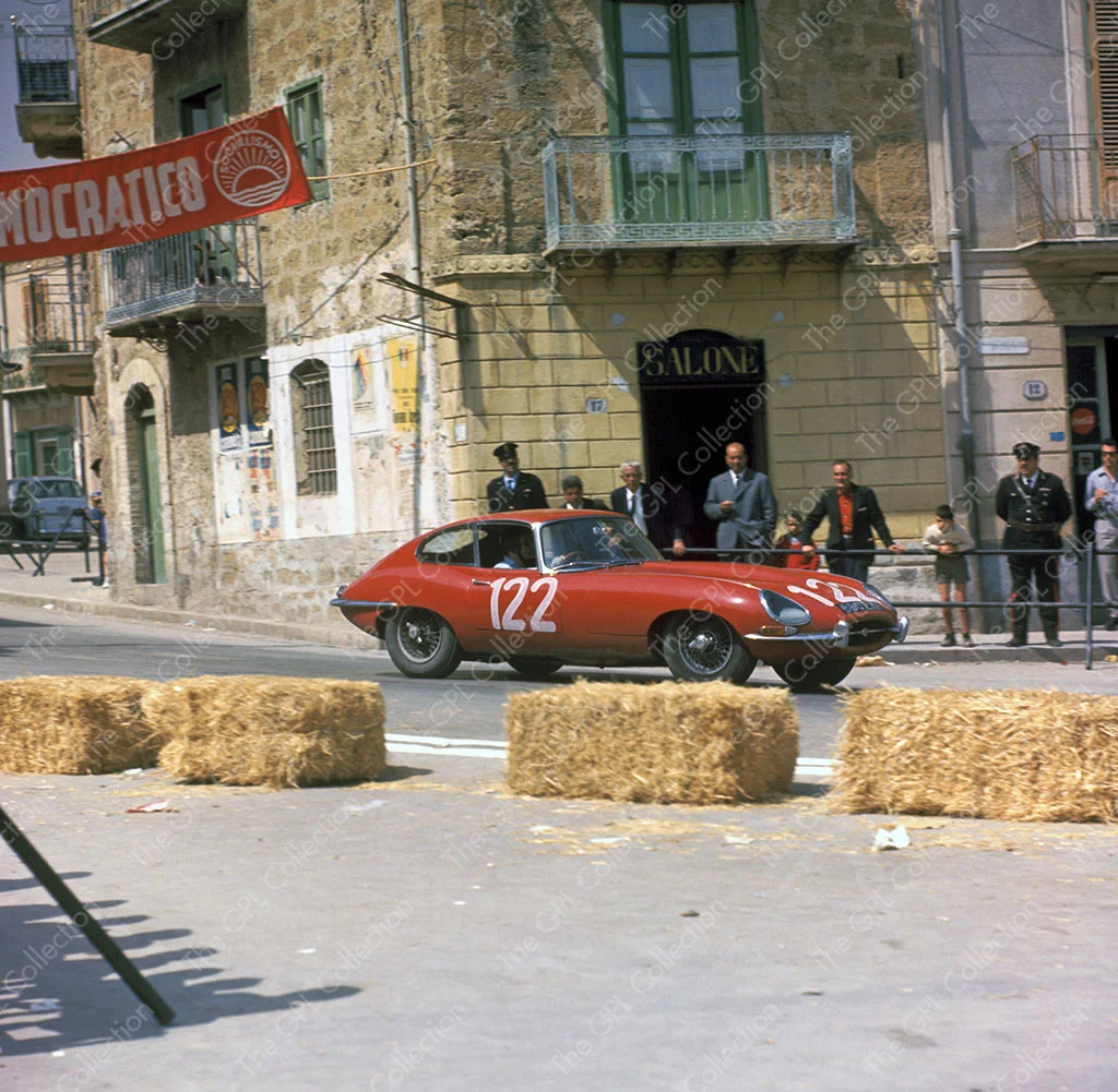 【BEST】JAGUAR E COUPE TARGA FLORIO #MB1 ECD Jaguar E-Type V-12 GTO Roadster and V-8 Coupe First