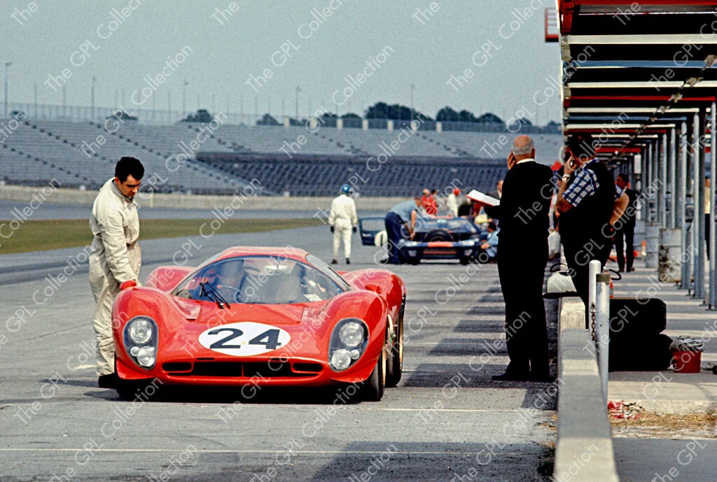 1967 Parkes-Scarfiotti Ferrari 330 P4 Pits Daytona