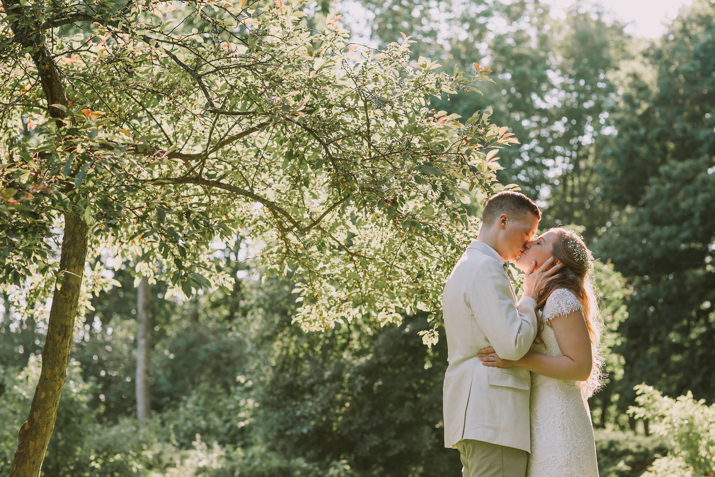 maine-wedding-photographer-portland-maine-wedding-photographer-woodfords-church-wedding-maine-photo-camper-maine-tinker-photography-153(pp_w1440_h960).jpg