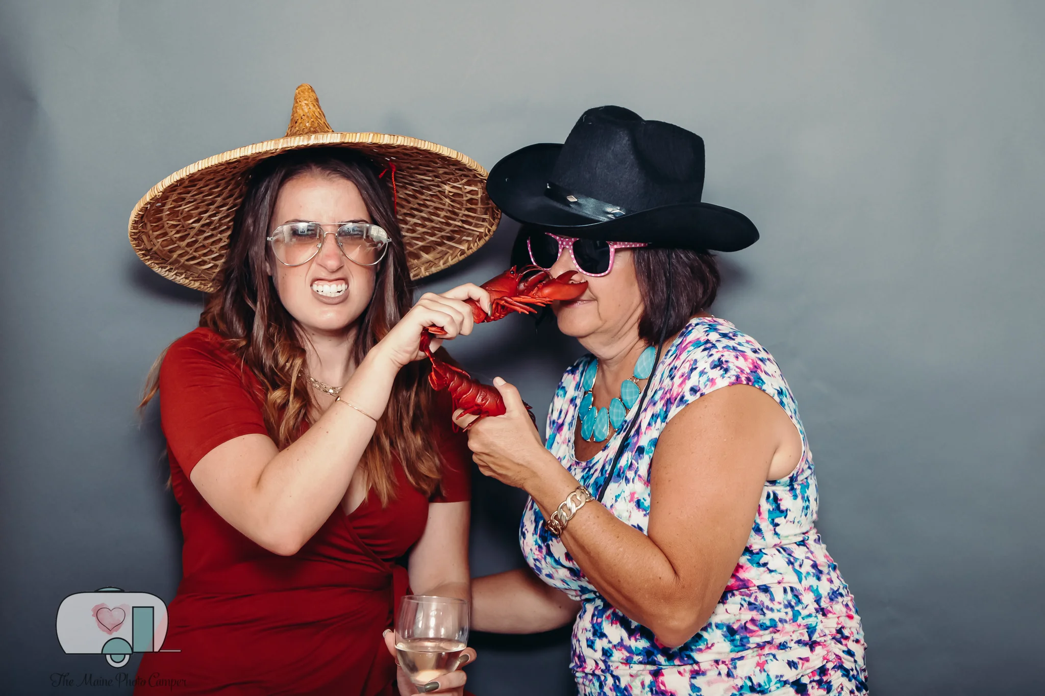 THE MAINE PHOTO CAMPER, MAINE PHOTO BOOTH RENTAL, MAINE TINKER PHOTOGRAPHY, JOSIAS FARM, CAPE NEDDICK WEDDING -2-8.jpg
