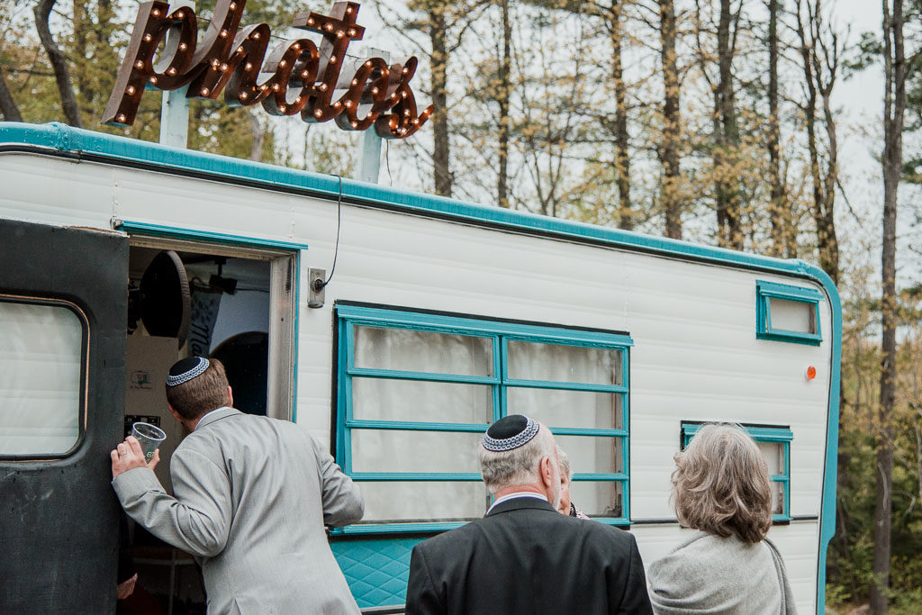 maine-tinker-photography-freeport-maine-wedding-freeport-maine-backyard-wedding-the-maine-phdin.jpg