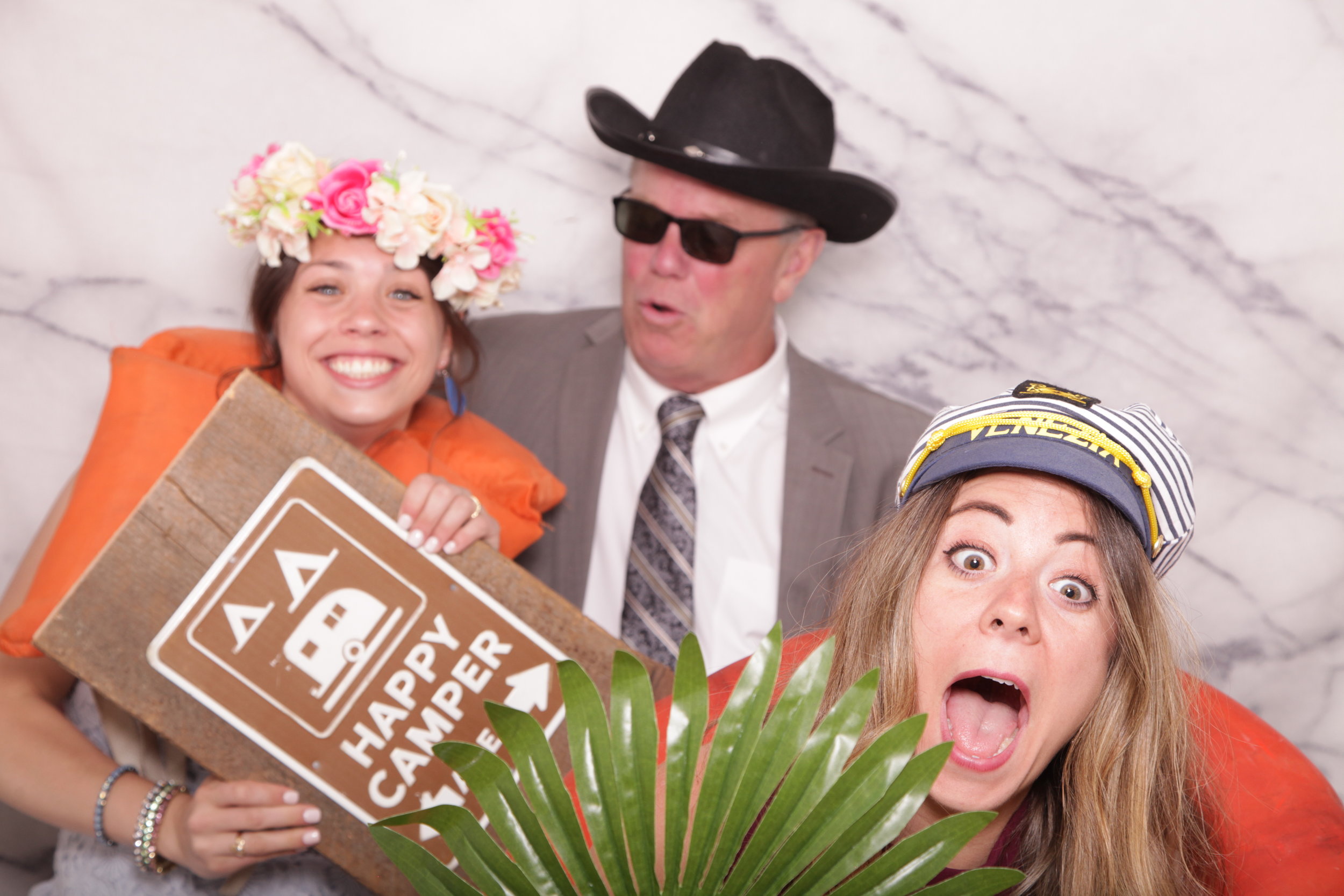 maine photocamper wedding cellardoor photobooth props 5.JPG