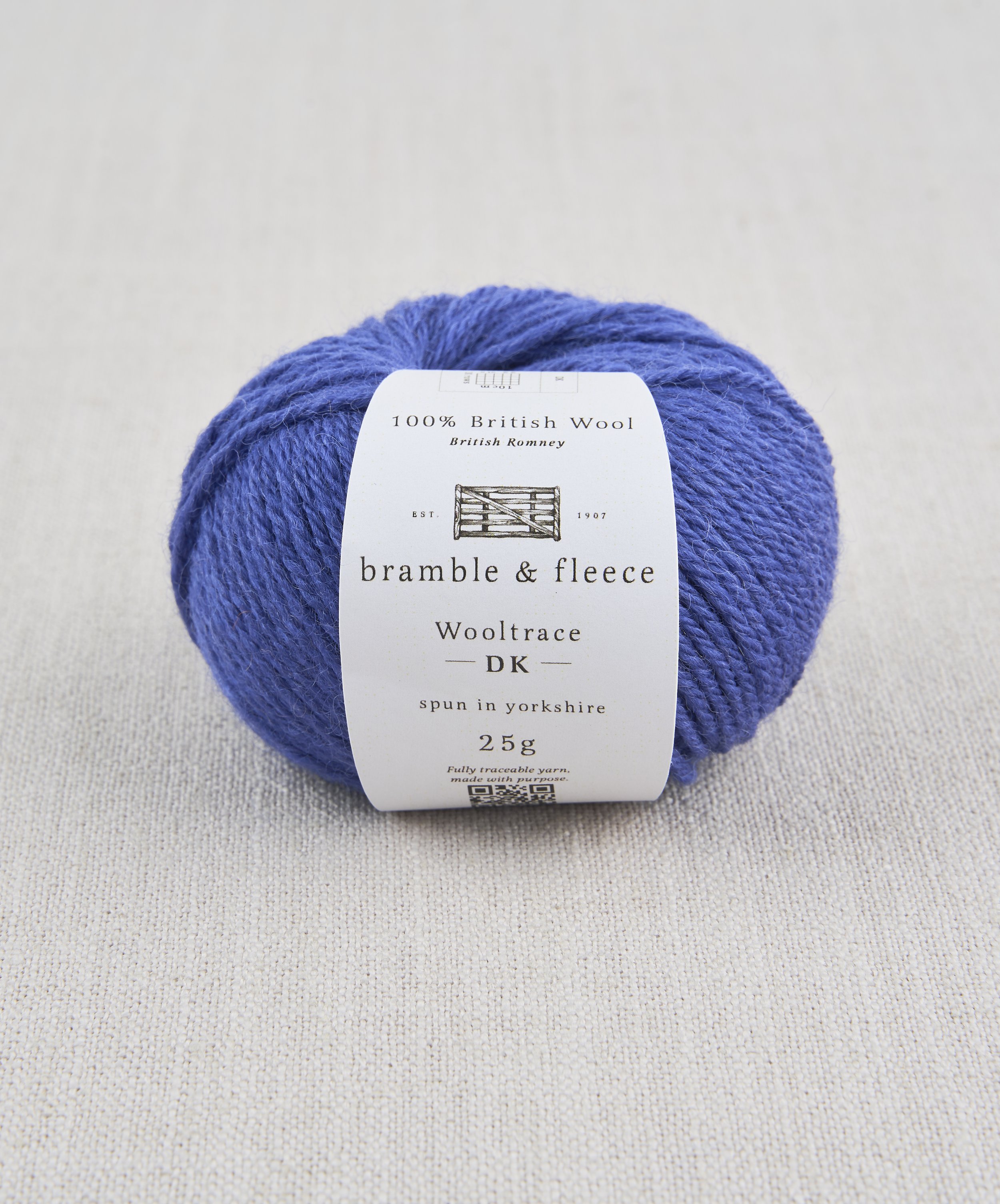 Wooltrace_DK_25g_VIOLET_BLUE.jpg