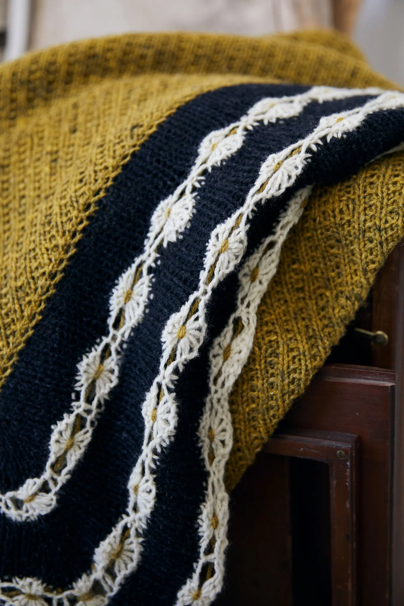 Knits from the LYS_RomashkaBlanket-2.jpeg