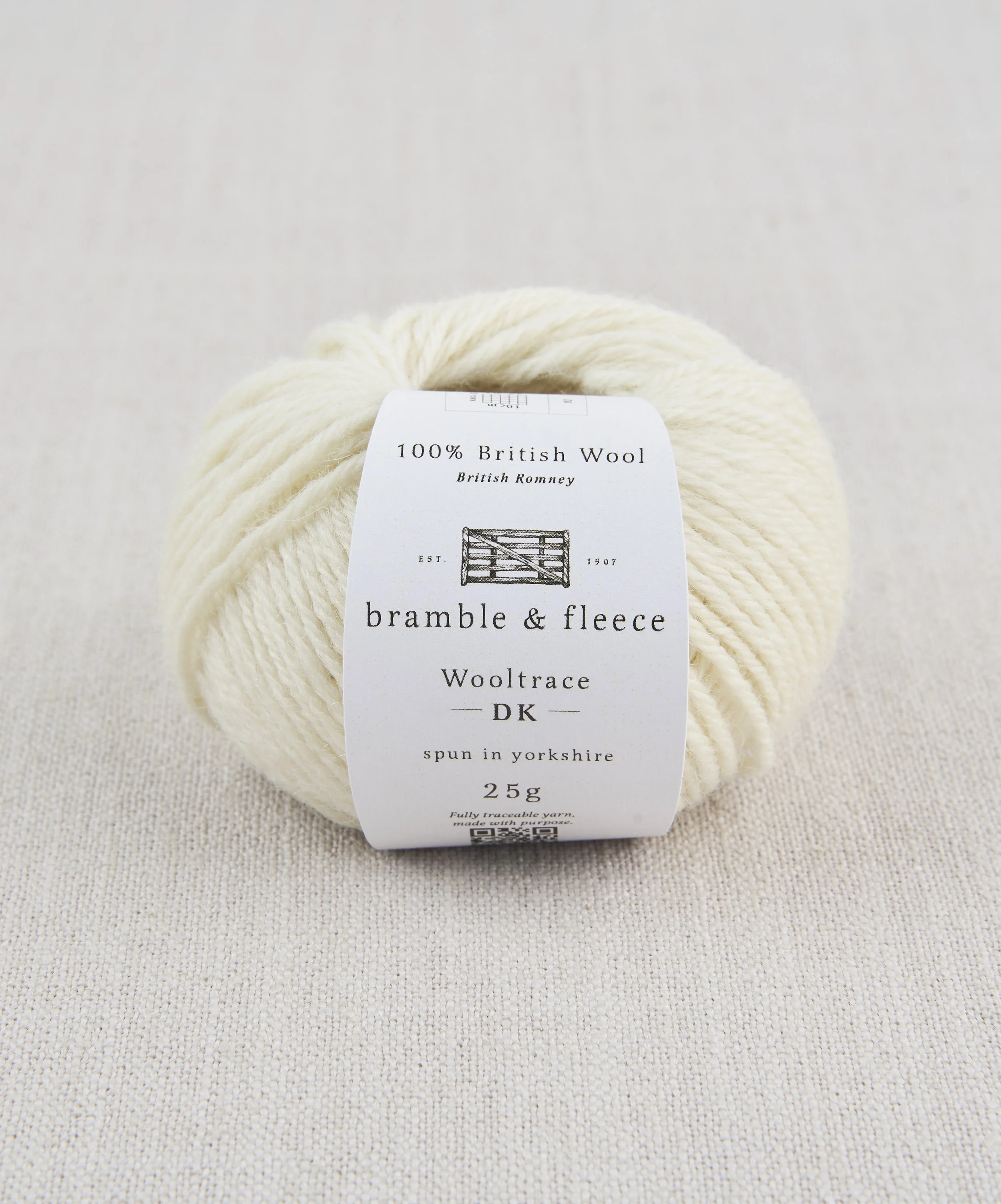Wooltrace_DK_25g_ECRU.jpg