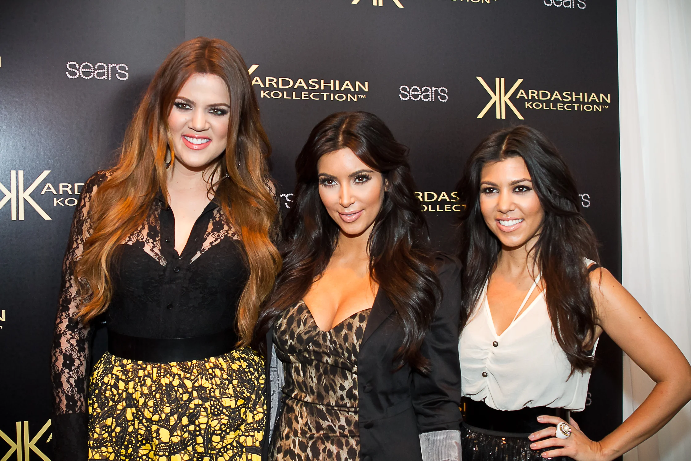 New-York-Celebrity-Photographer-Kim-Khloe-Kourtney.jpg