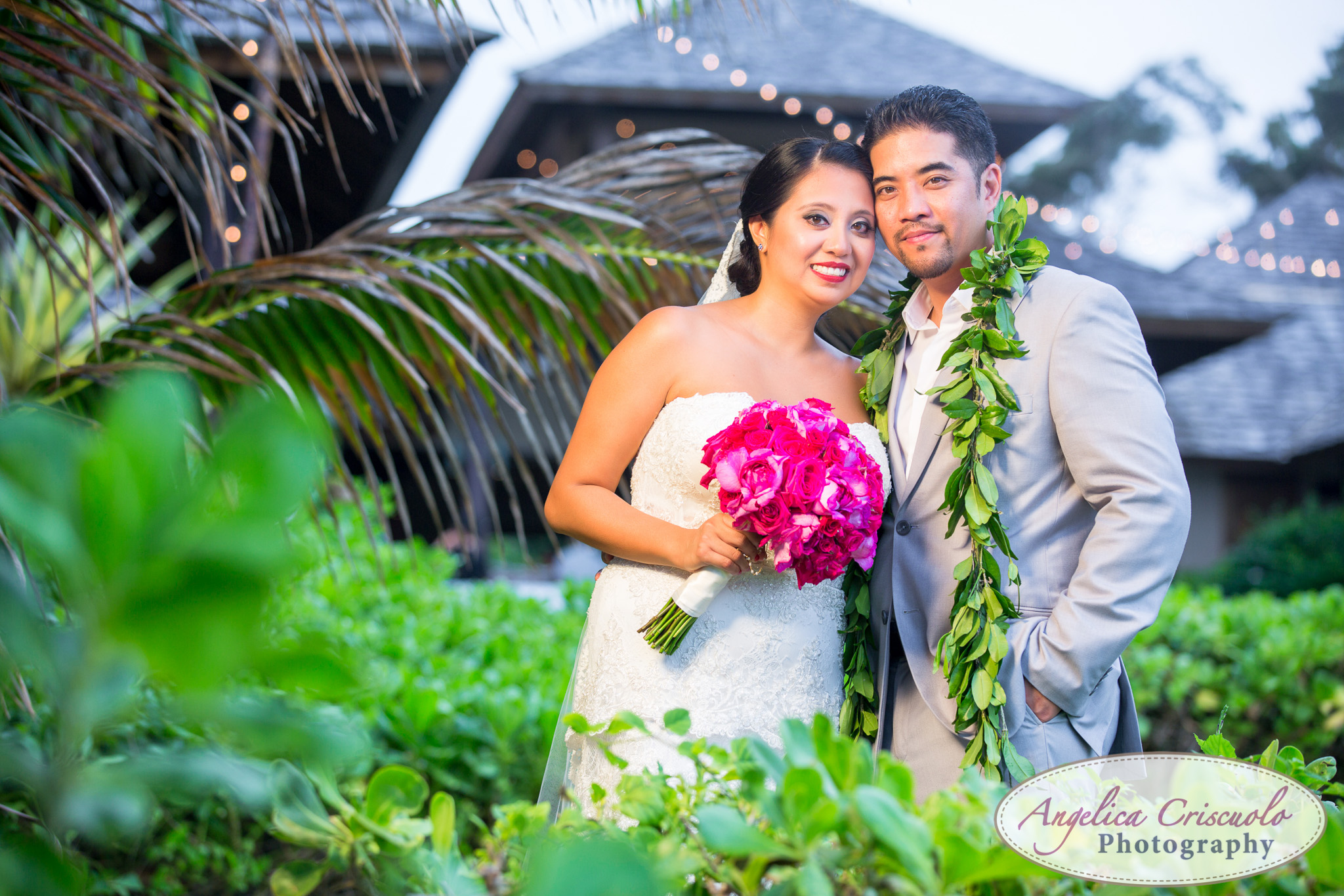 OAHU HAWAII WEDDING PHOTOGRAPHY - DESTINATION WEDDING Photos of SHEILA & ALEX