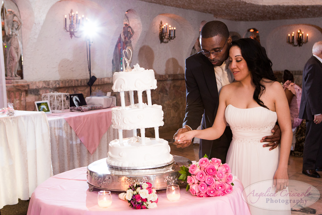 NYC_Wedding_Photographer_Queens_VillaRusso_GuadalupeRoyPlummer-WEB-800.jpg