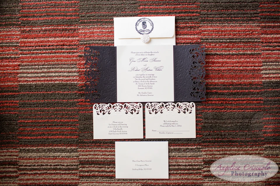 Wedding invitation in gold and black