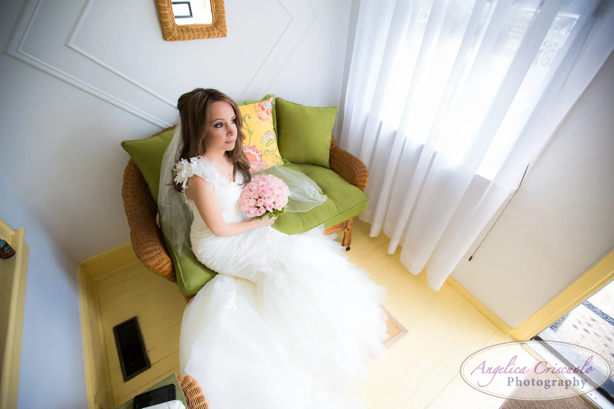 View More: http://angelicacriscuolophotography.pass.us/jackiejoewedding