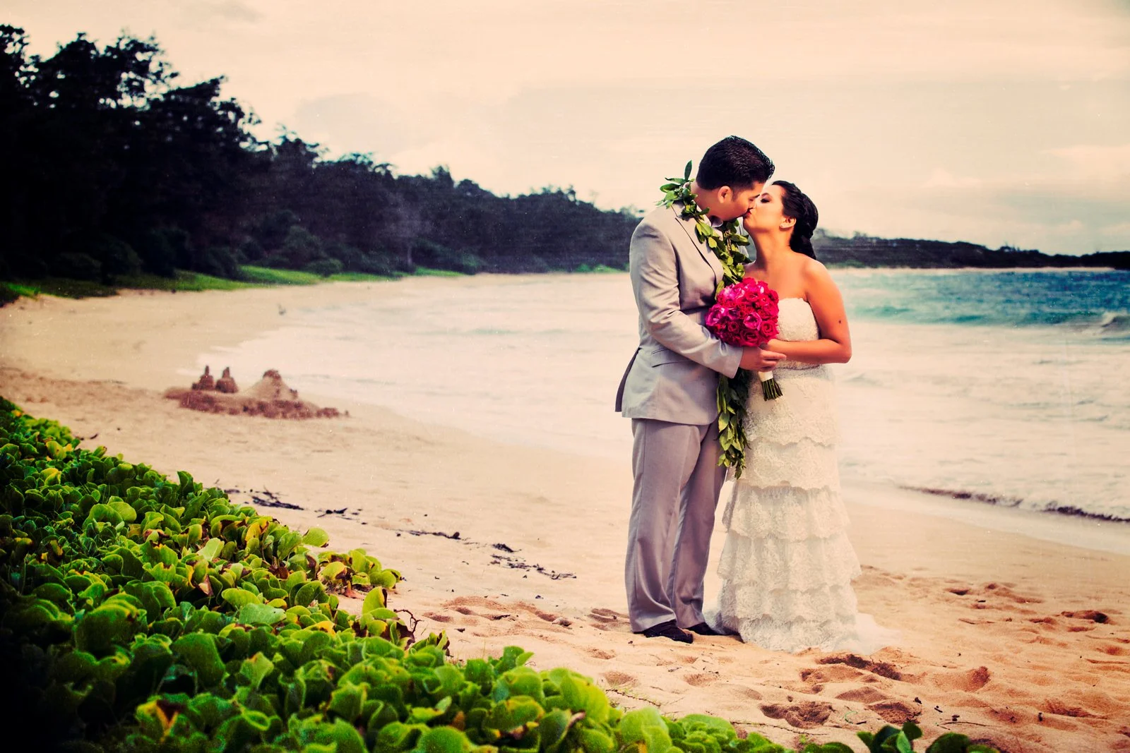 Oahu Hawaii Destination Wedding Photos Beach Sunset