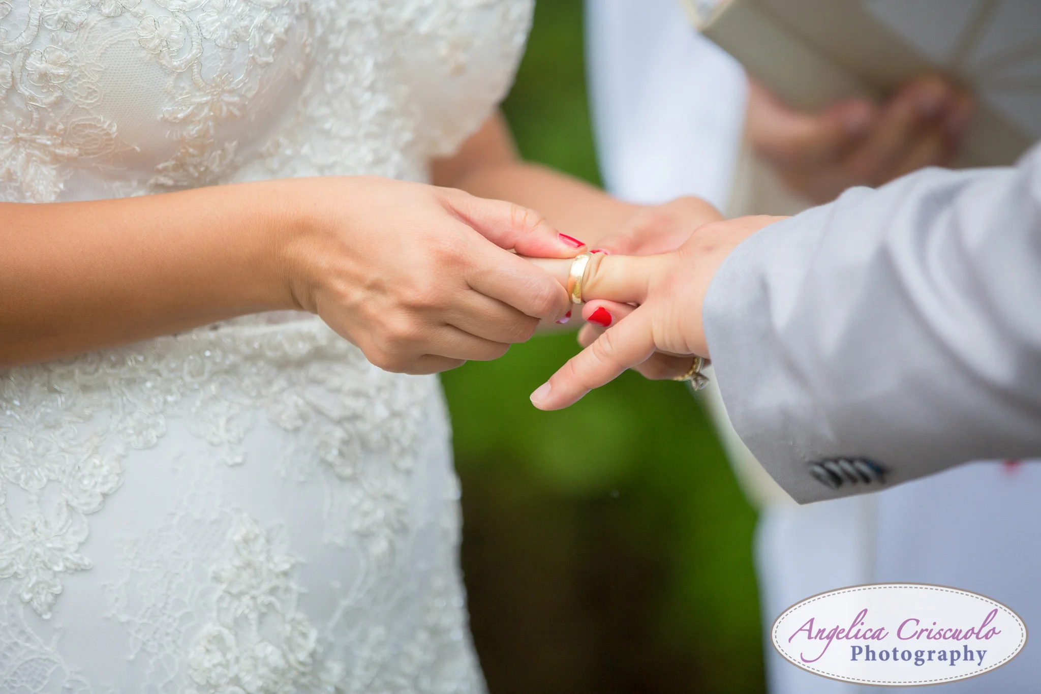 Hawaii_Wedding_Photographer_Oahu_Destination_web-396
