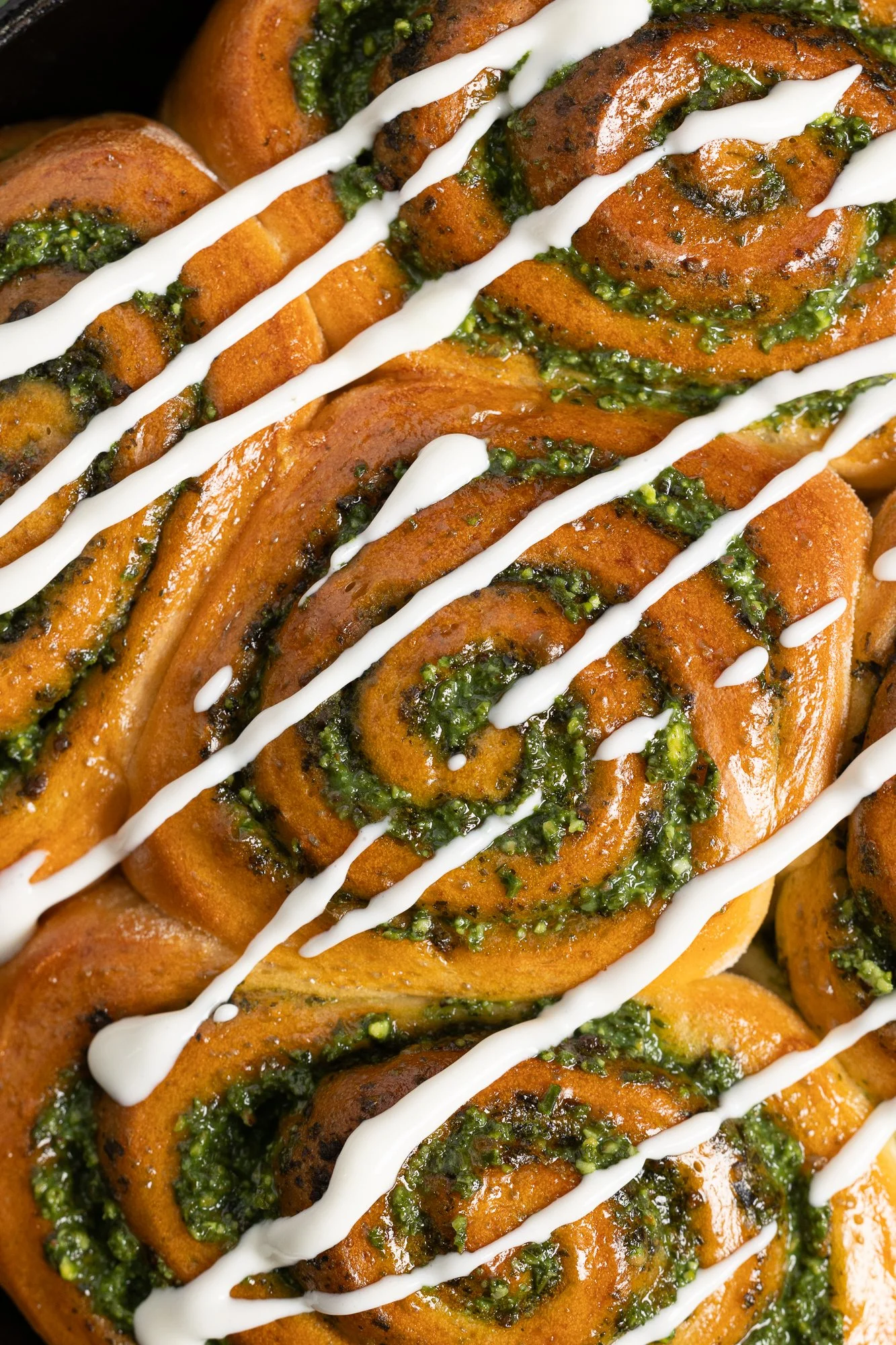 6089_BREAD Pesto Pinwheel_BTR_GALDOPHOTO.jpg
