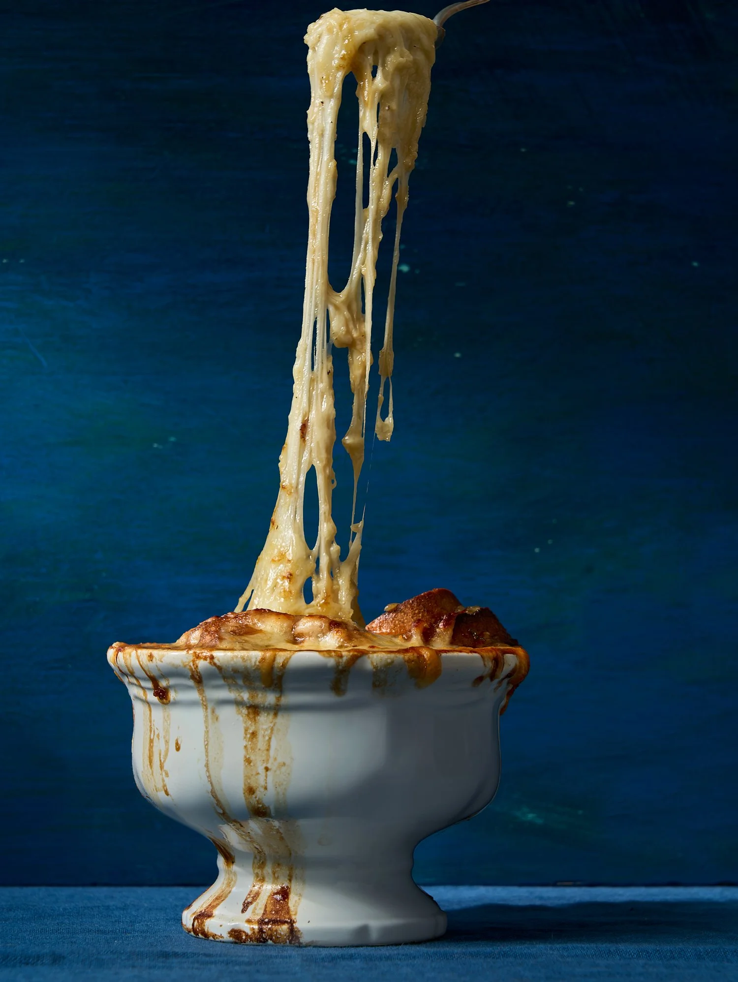 AmyStallard_MollieHayward_FrenchOnionSoup-web.jpg