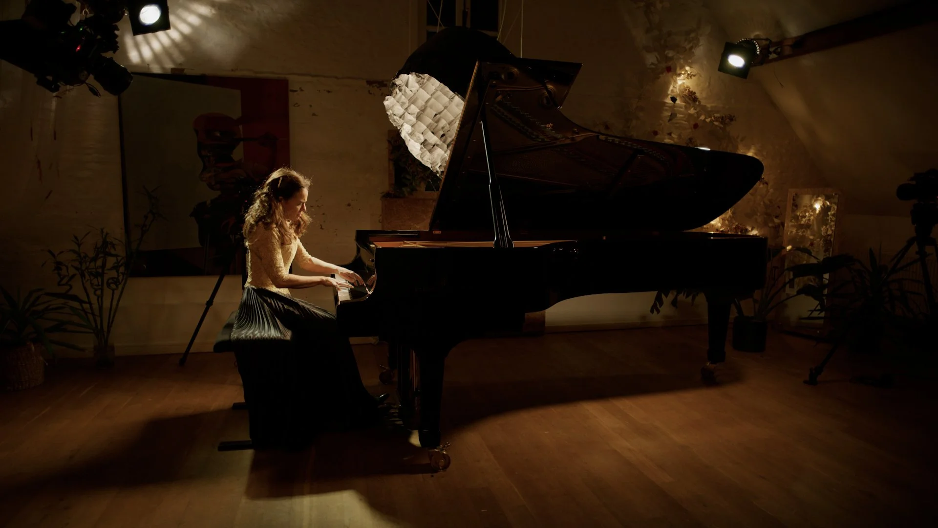 PHOTO_3_CECILE_CHAMINADE_ENGLISH_VERSION_FINAL_VIMEO0.jpg