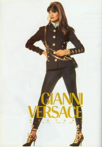 1468679918-063-versace-theredlist.jpg