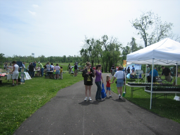 e-day2-lg.jpg