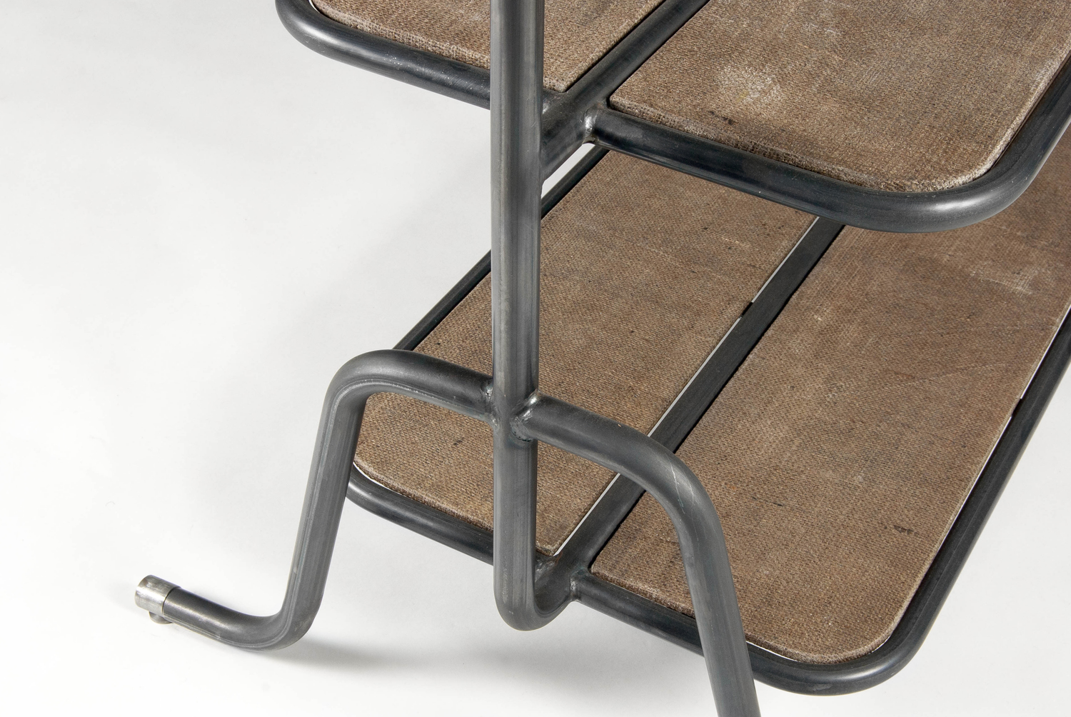 MADE528 / TUBE - Shelf