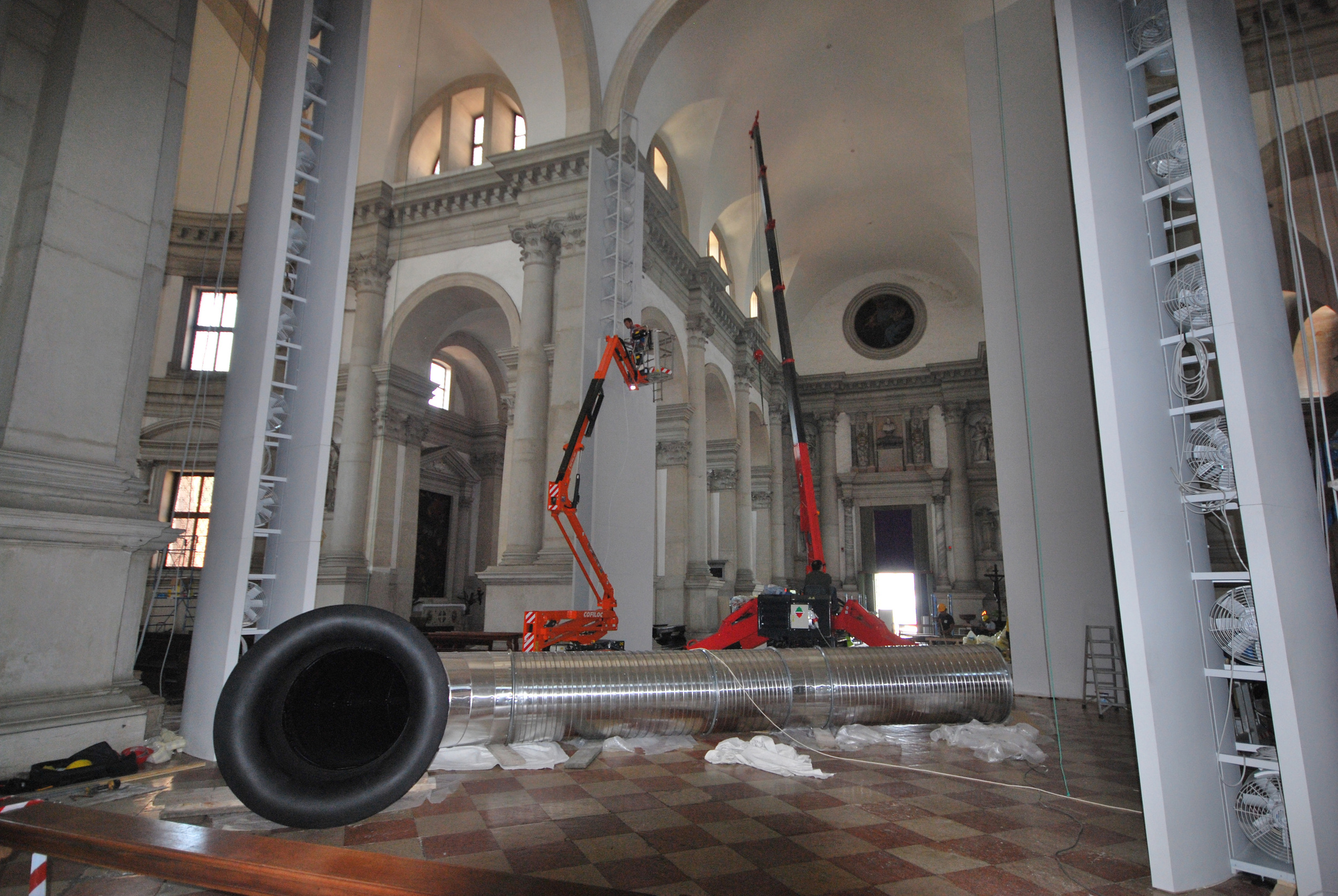 ASCENSION - Anish Kapoor Retroscena / Making of