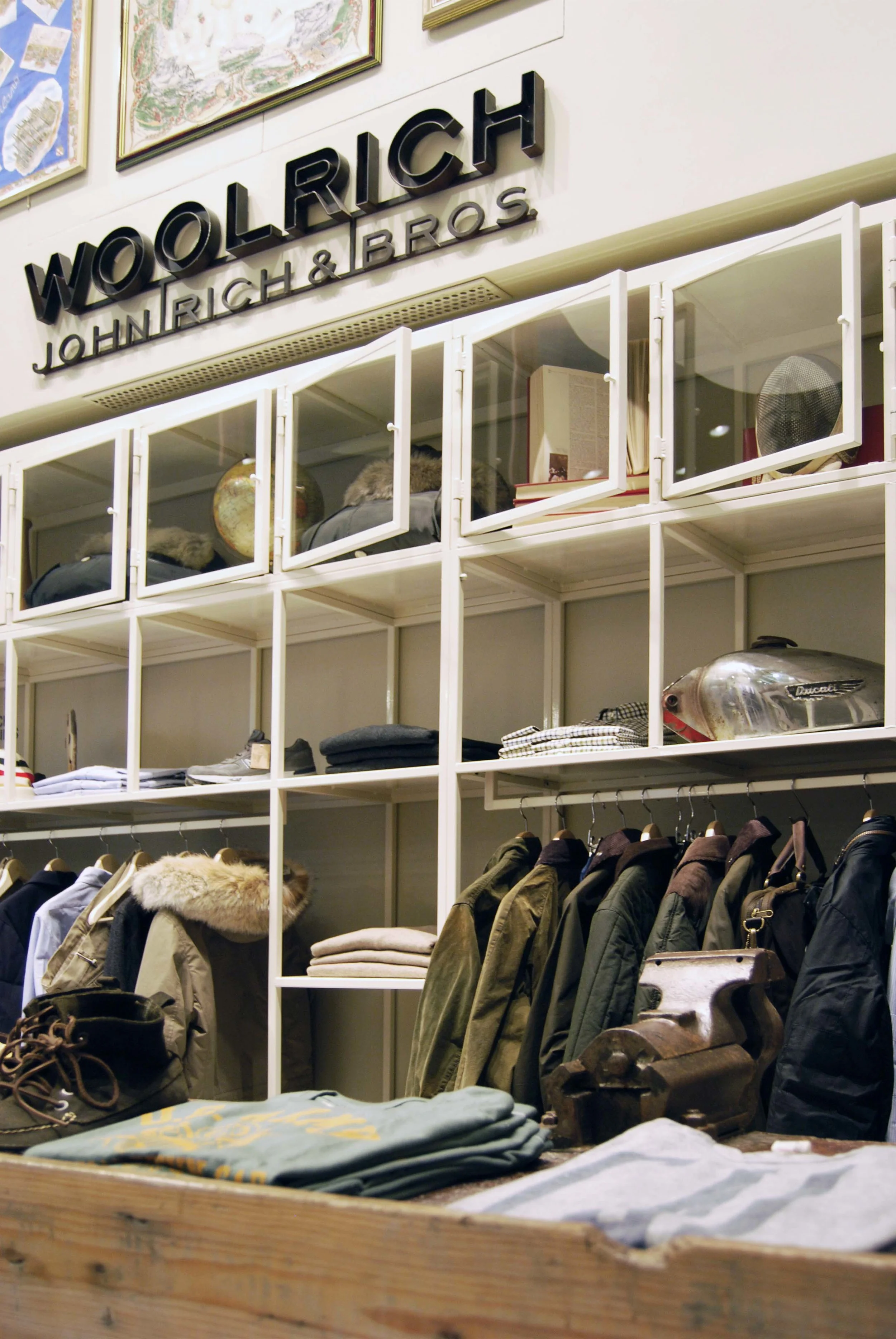 WOOLRICH - Padova (IT) - 2011