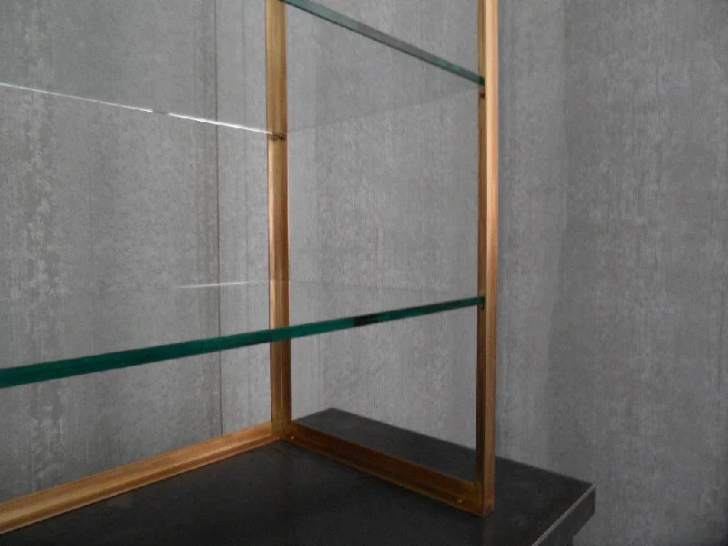 ORVETT for DIESEL - DISPLAY CABINET, detail