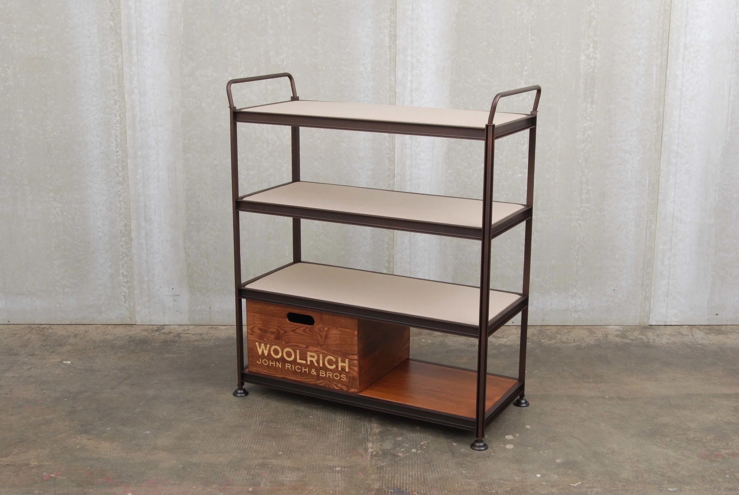 ORVETT for WOOLWICH - ETAGERE