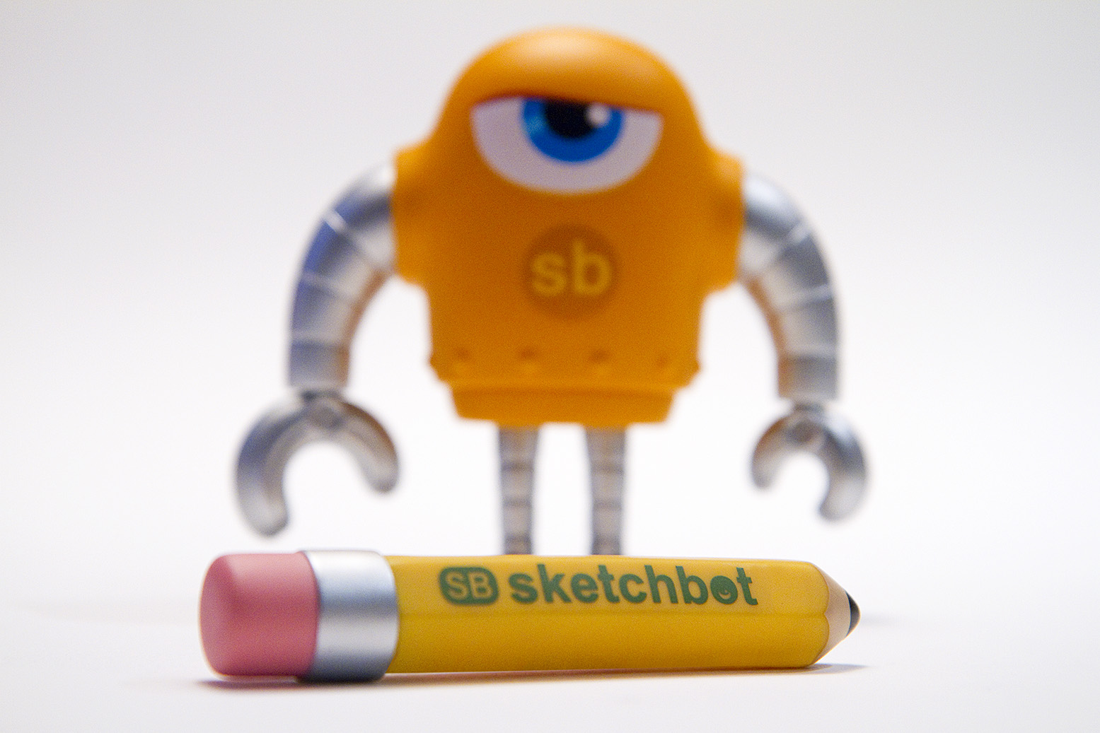 Sketchbot_V1_pencil_featured.jpg