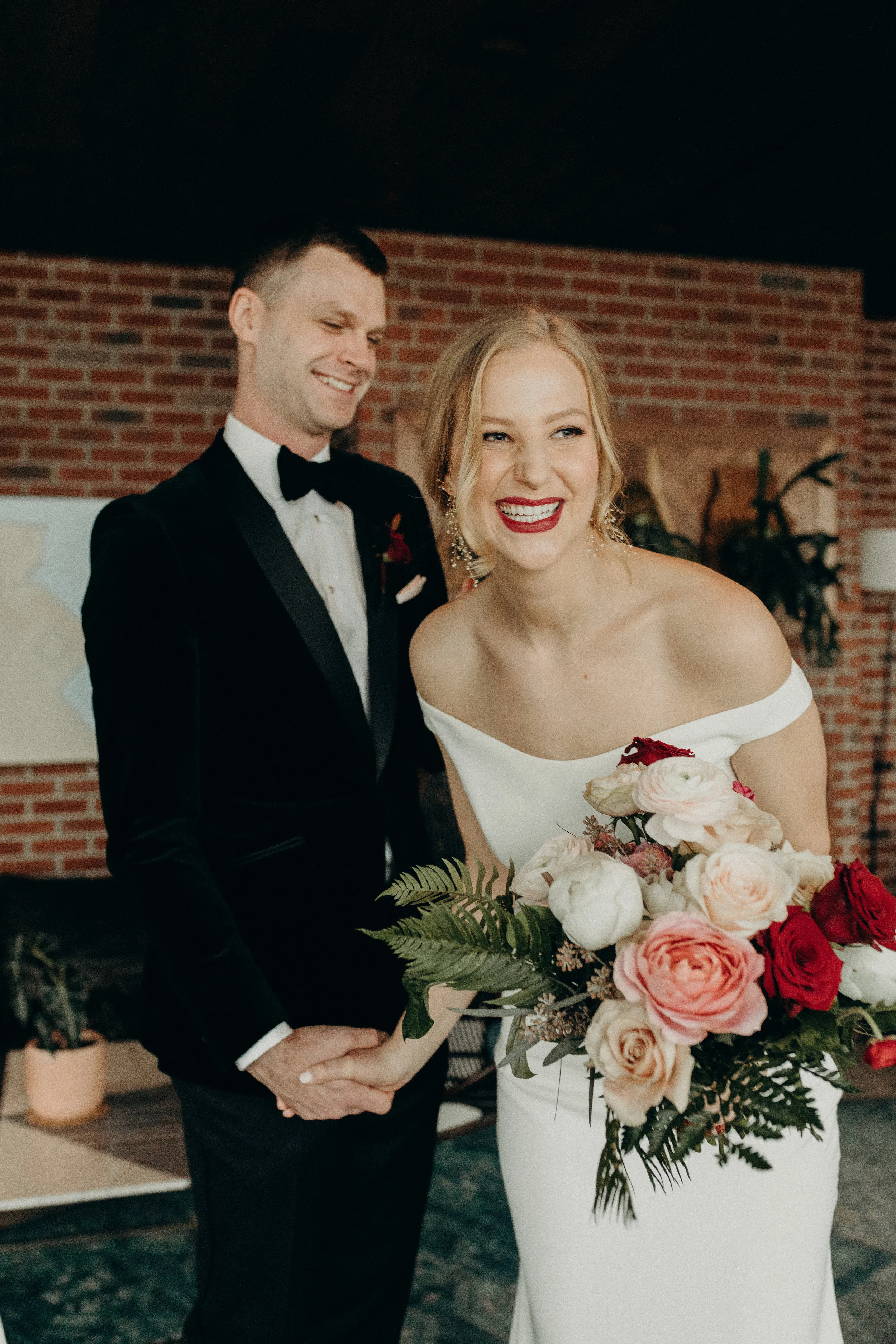 Photography: Freefolk Natives Hairstylist: Anna Fazio Florist: Thurman and Fig