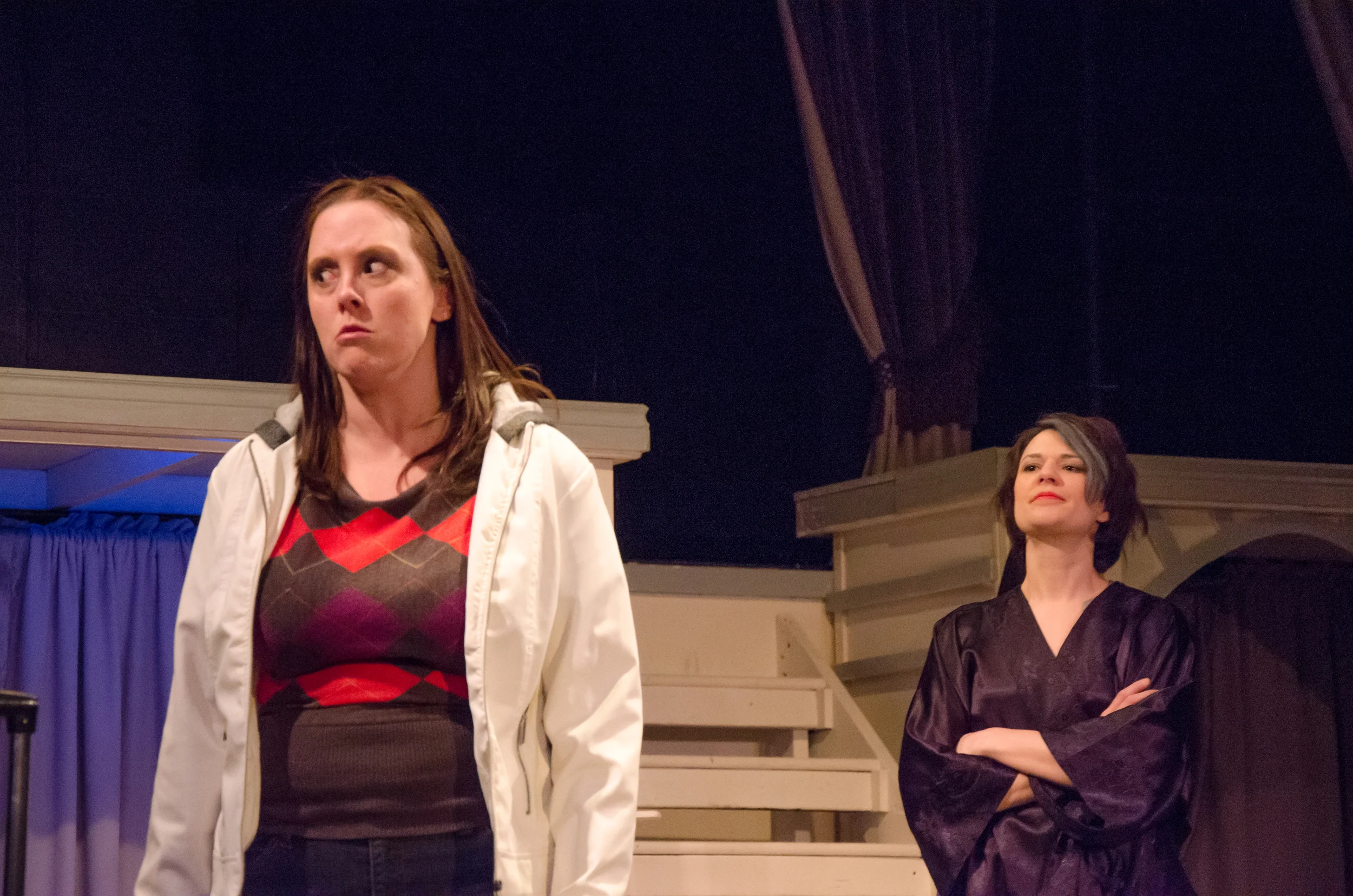 Jessica (Tara Herweg-Man), Gwen (Amy Alleman Burke)