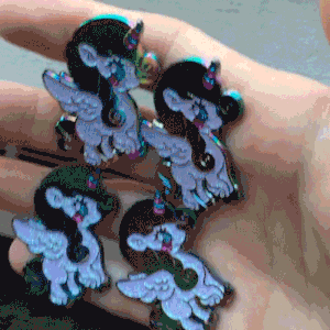 white+unicorn+pins.gif