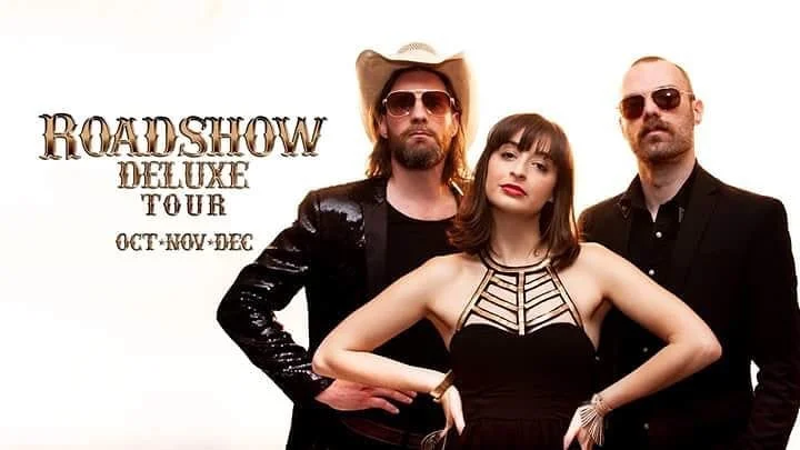 Roadshow Deluxe Tour