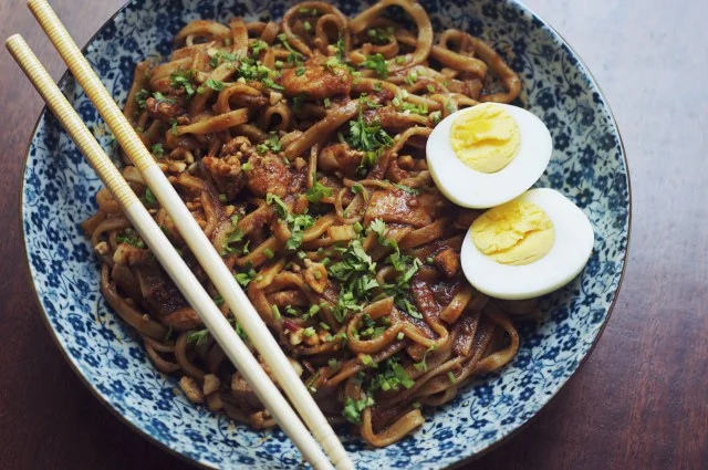Red Curry Noodles with Chicken
