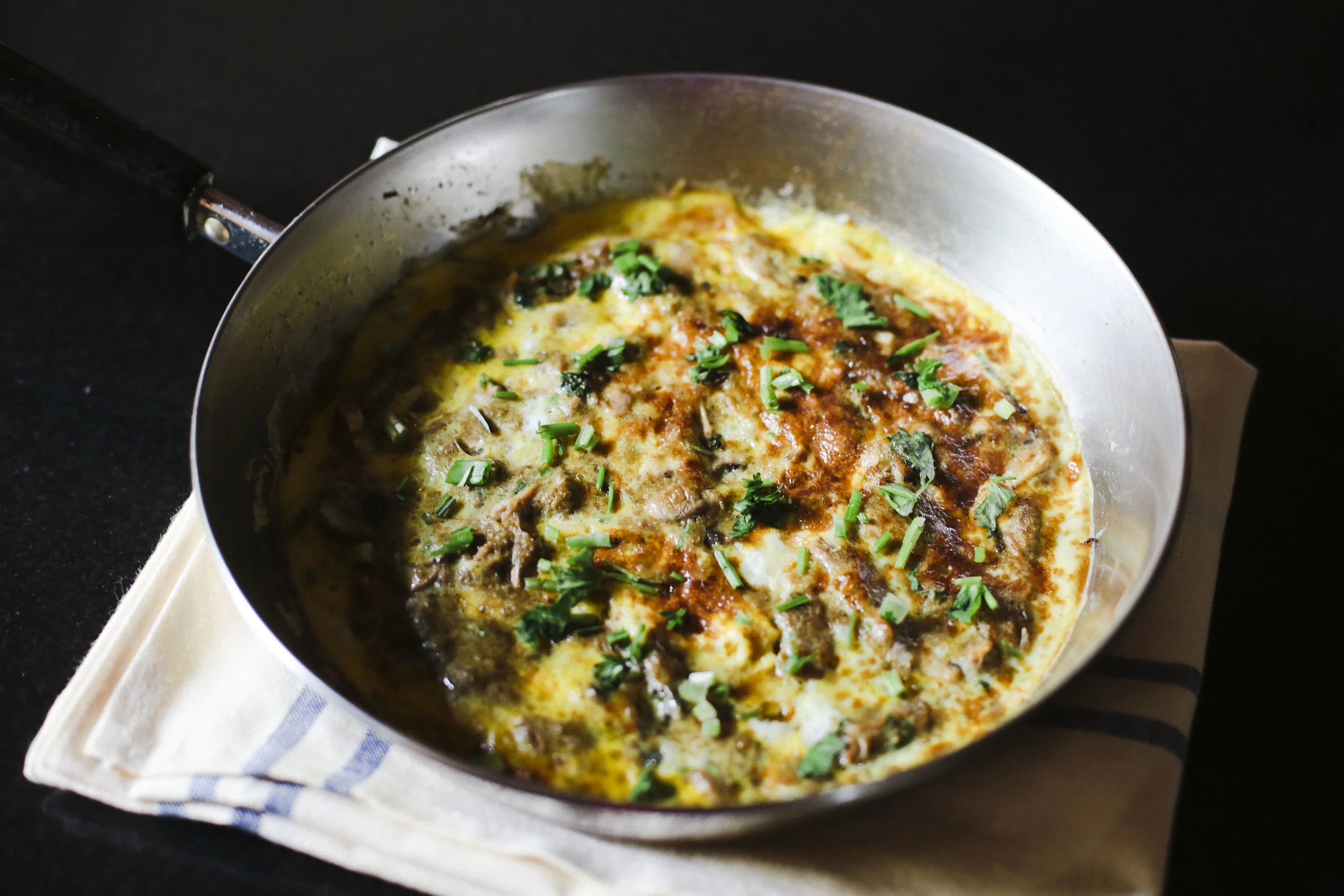 Green Curry Eggs with Tuna