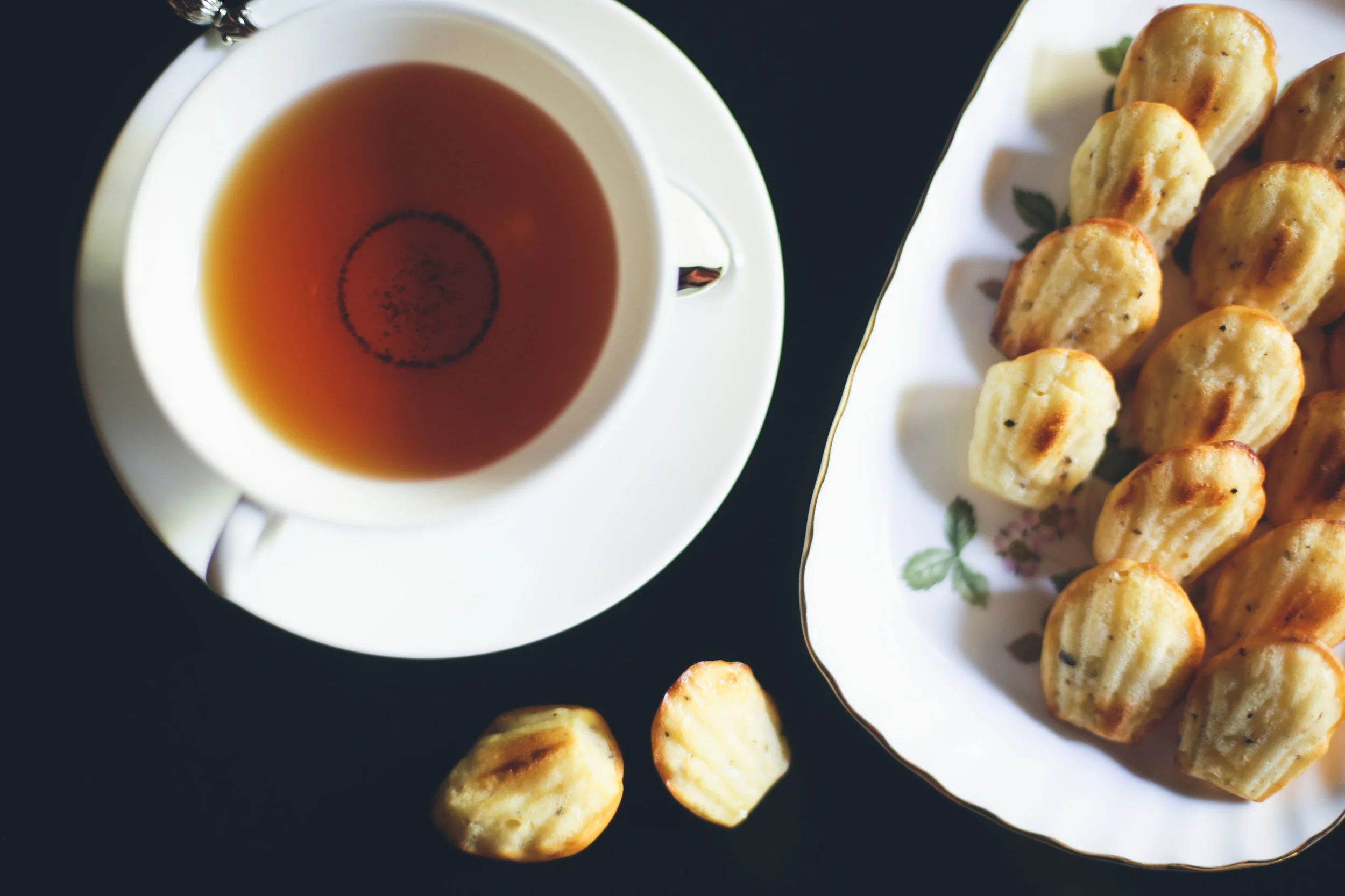 Cheddar and Pepper Mini Madeleines