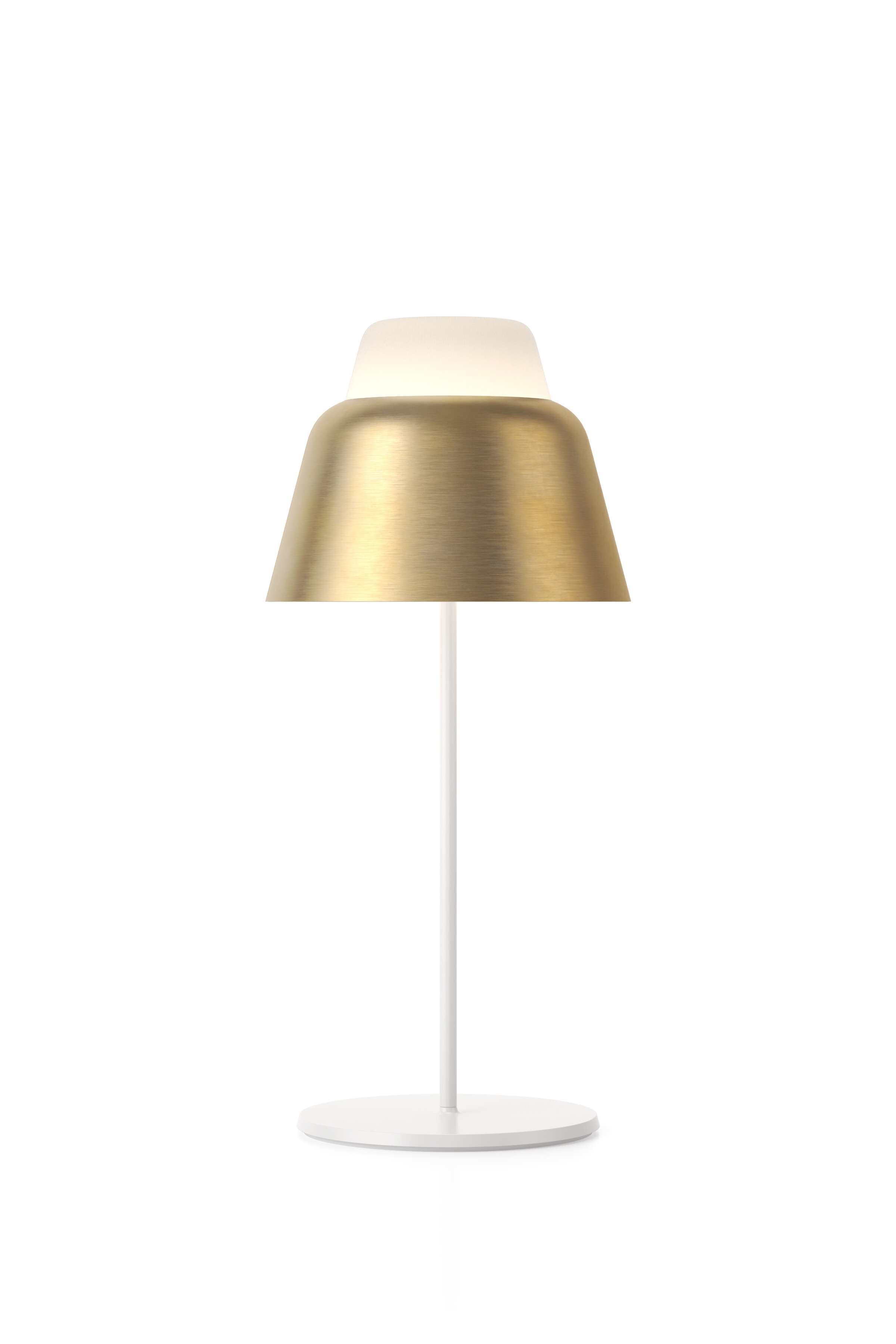 teo-modu-table-lamp-matte-brass-on-cutout.jpg