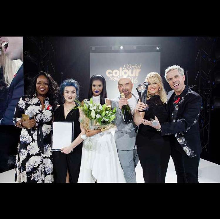 This White dream dress was Thomas and Alanda's winning look. The model had an Obi style nappa leather white belt, mesh and leather top and leather choker- matched off with electric blue hair and lips- it looked stunning! 