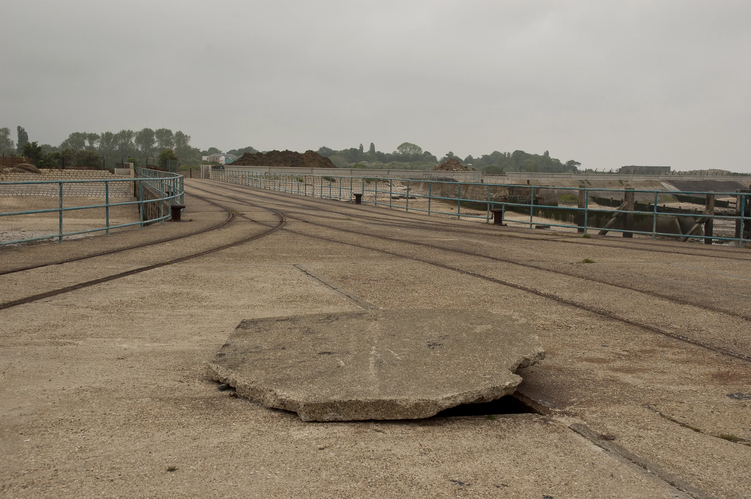 Garrison Pier 3, Shoeburyness, digital C-print, 2008