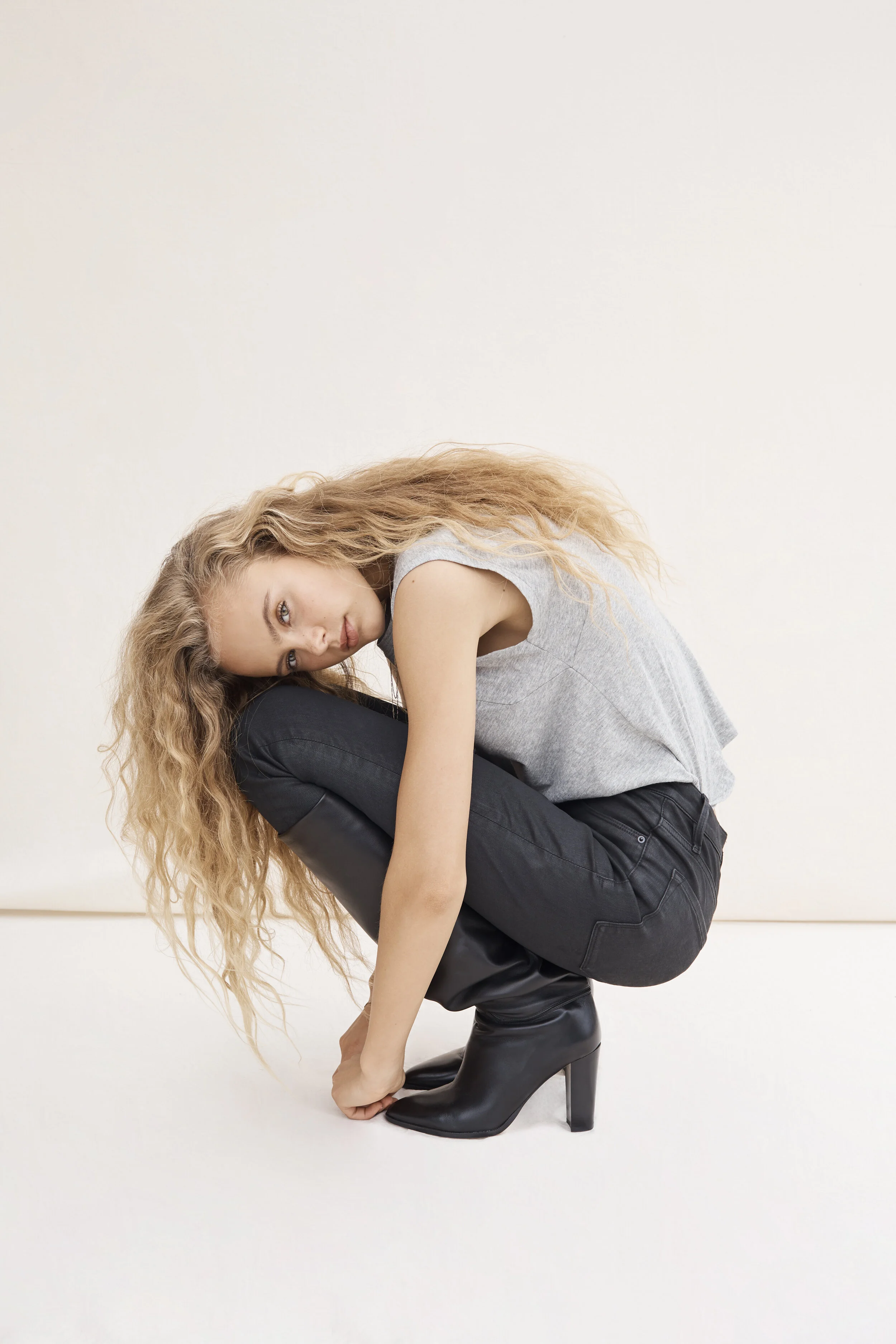 190627_FRAME_Q3TREND_AW19_03_030.jpg